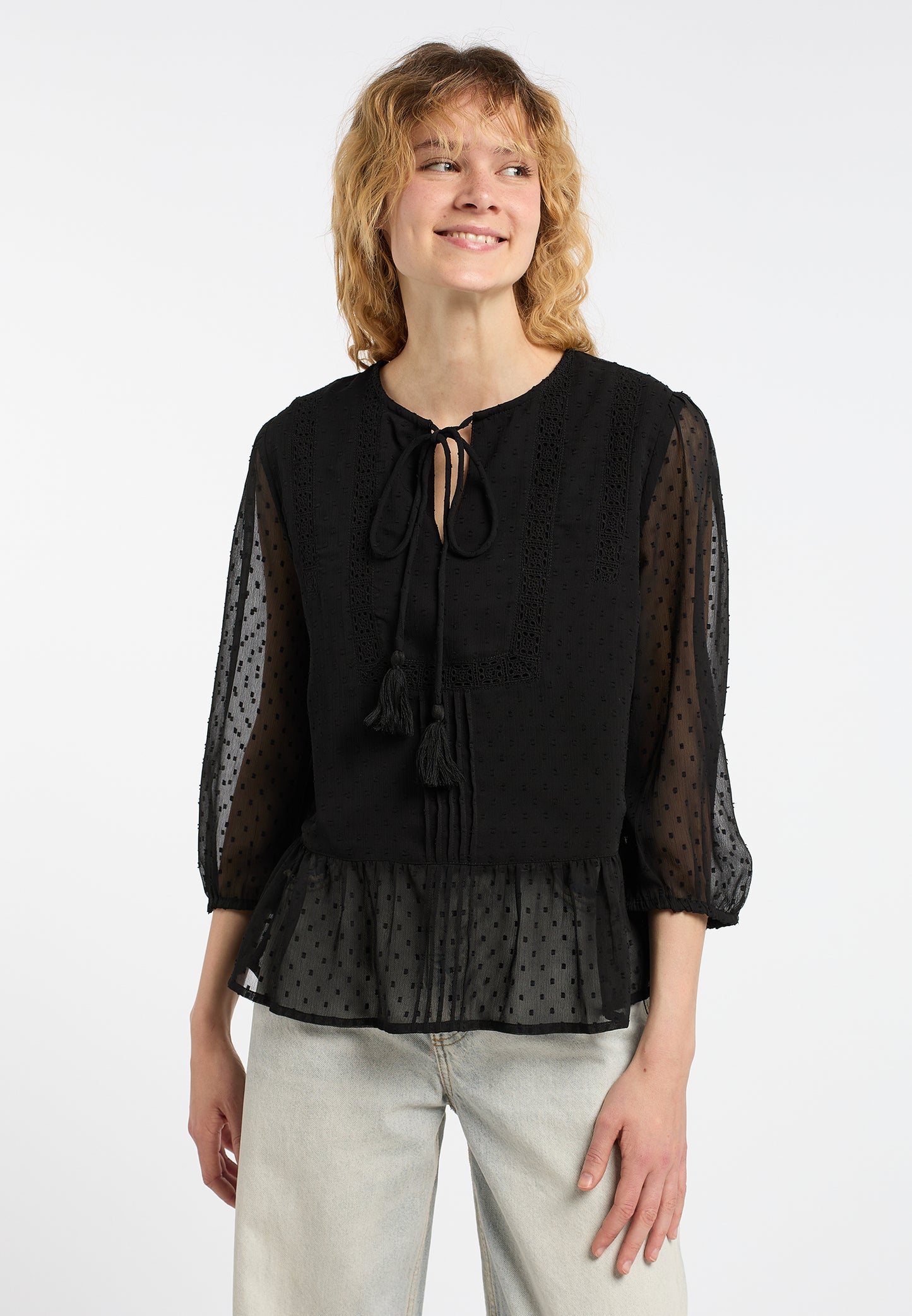 DreiMaster Vintage women's blouse shirt with lace
