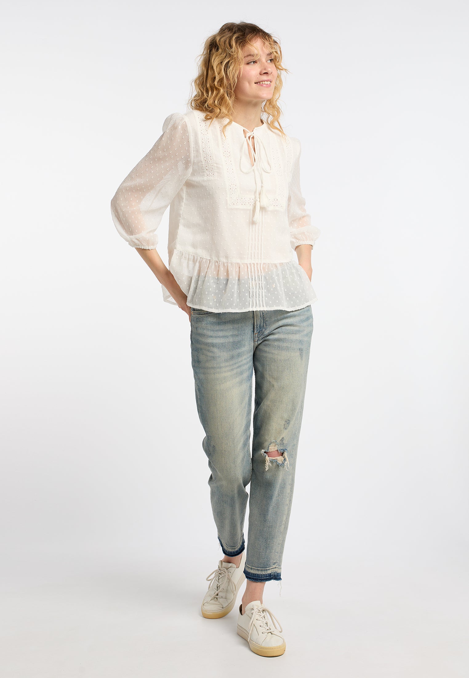DreiMaster Vintage women's blouse shirt with lace