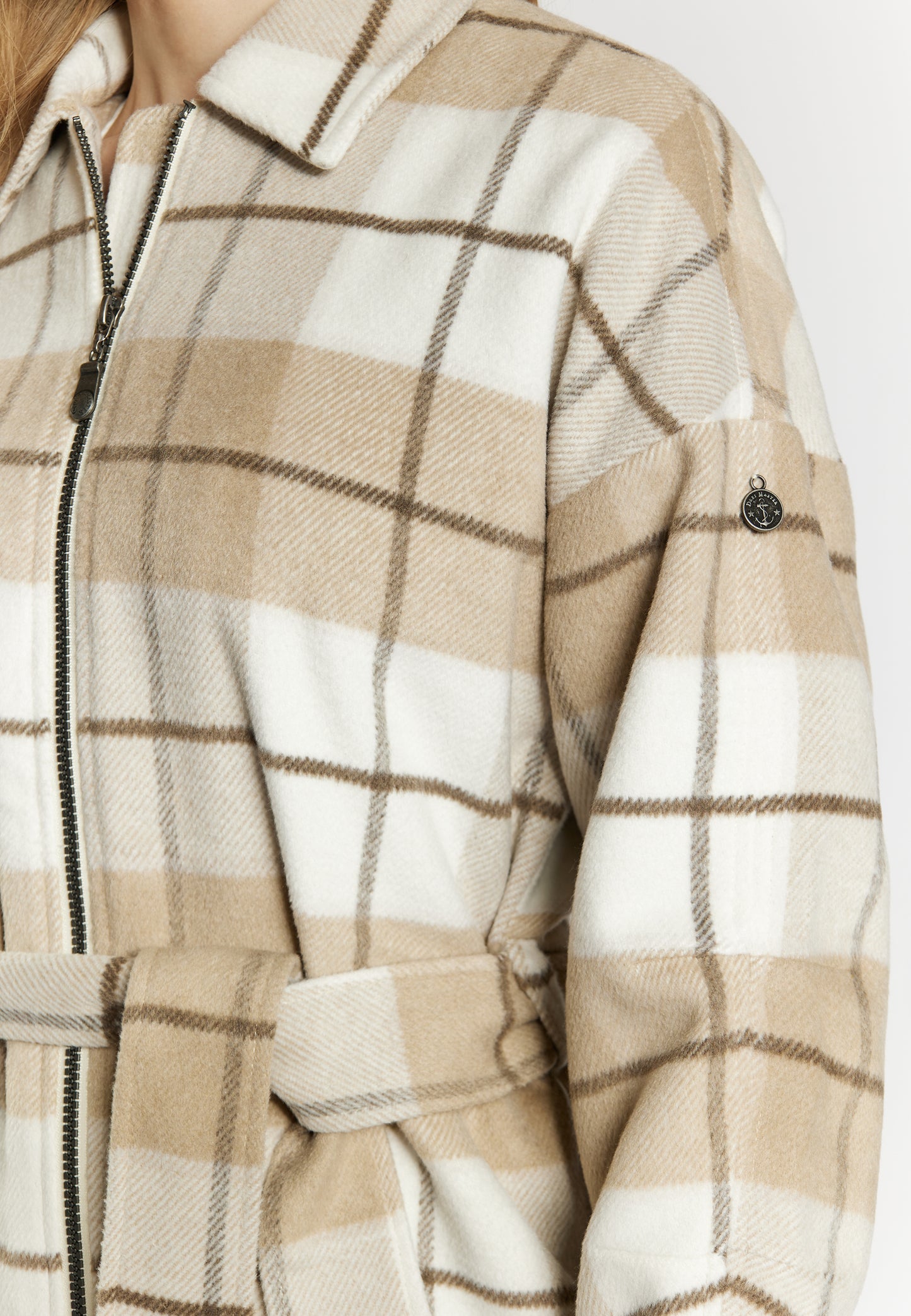 DreiMaster Vintage women's transitional jacket with A Checked pattern