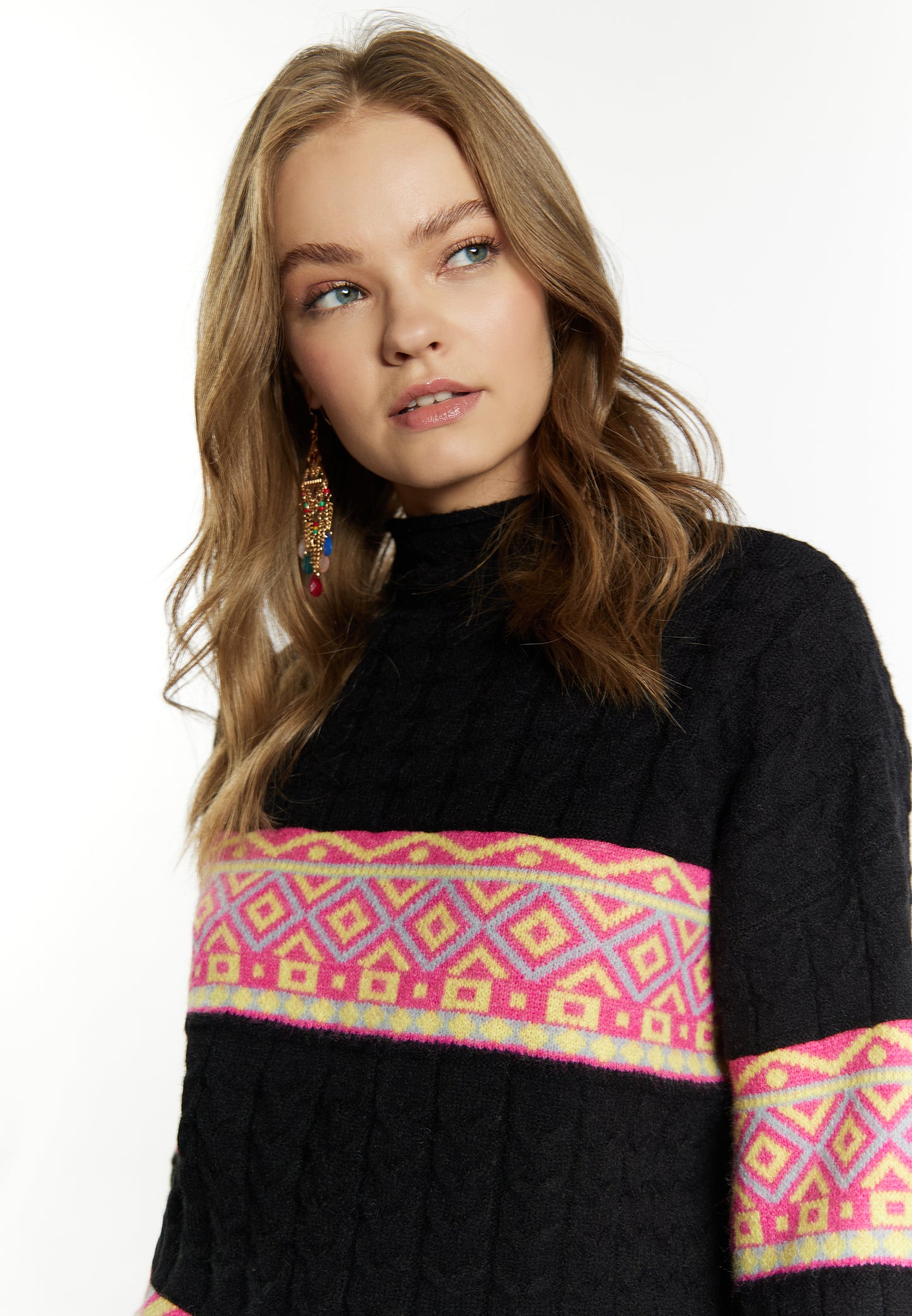 IZIA women's sweater