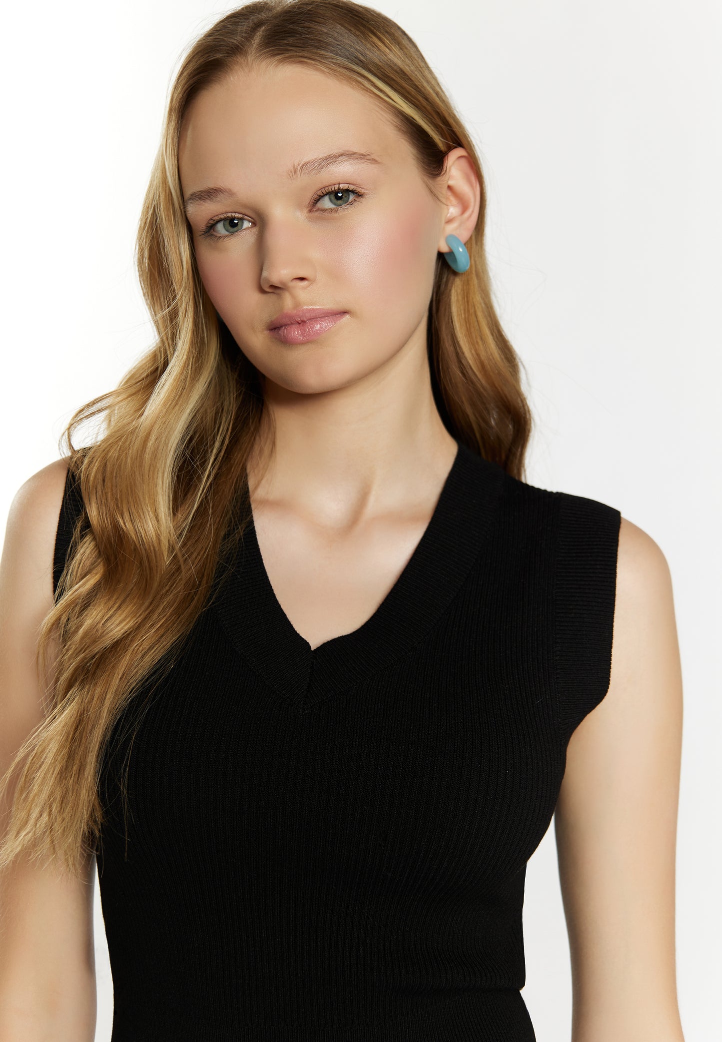 myMo women's knitted sweater vest