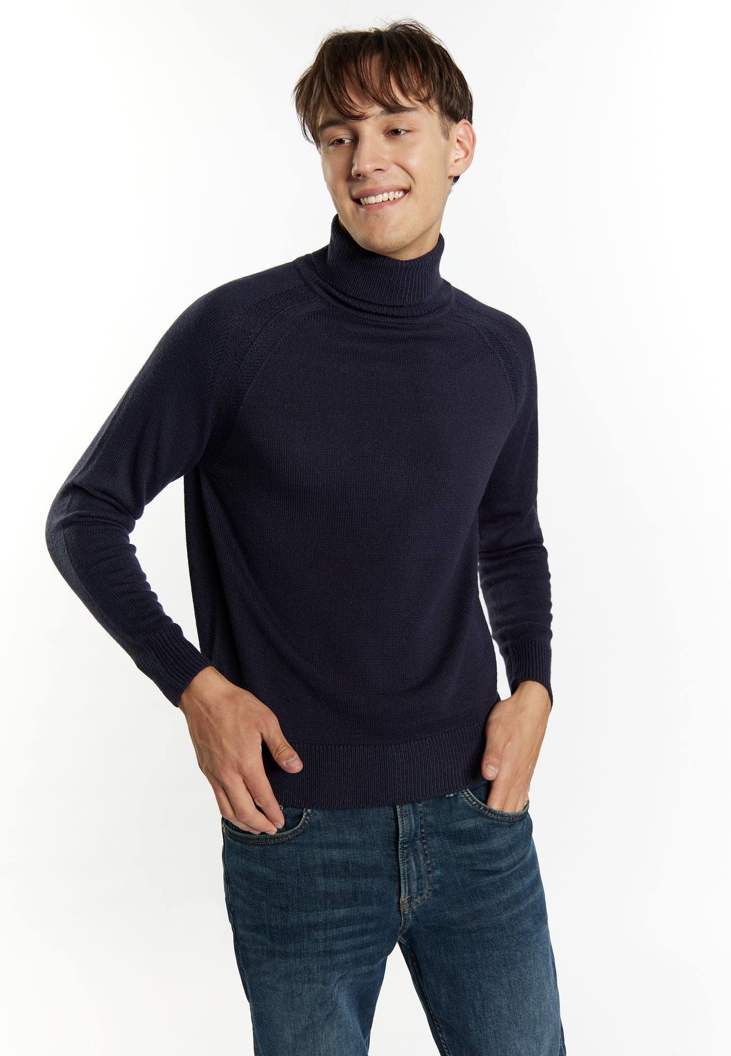 Mo men's turtleneck sweater