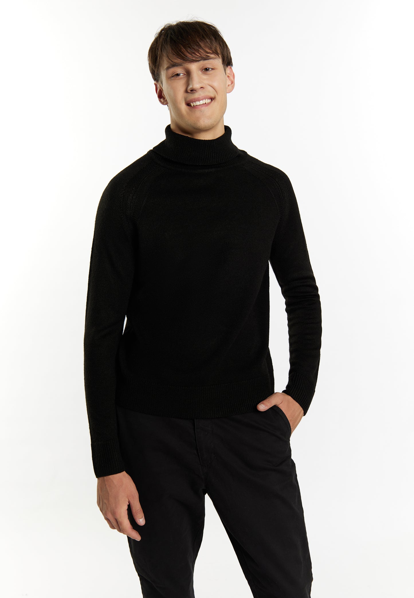 Mo men's turtleneck sweater