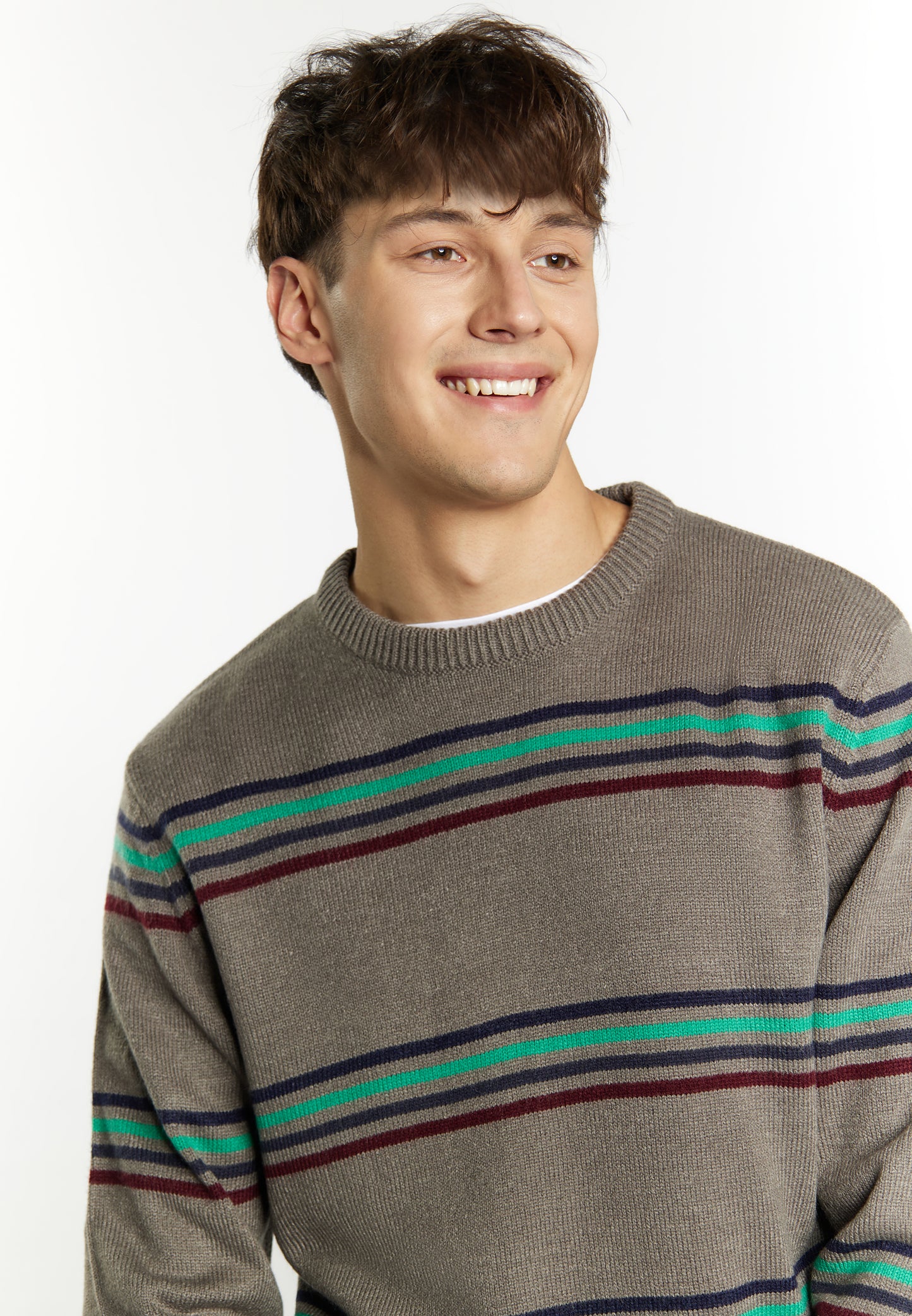 Mo men's sweater