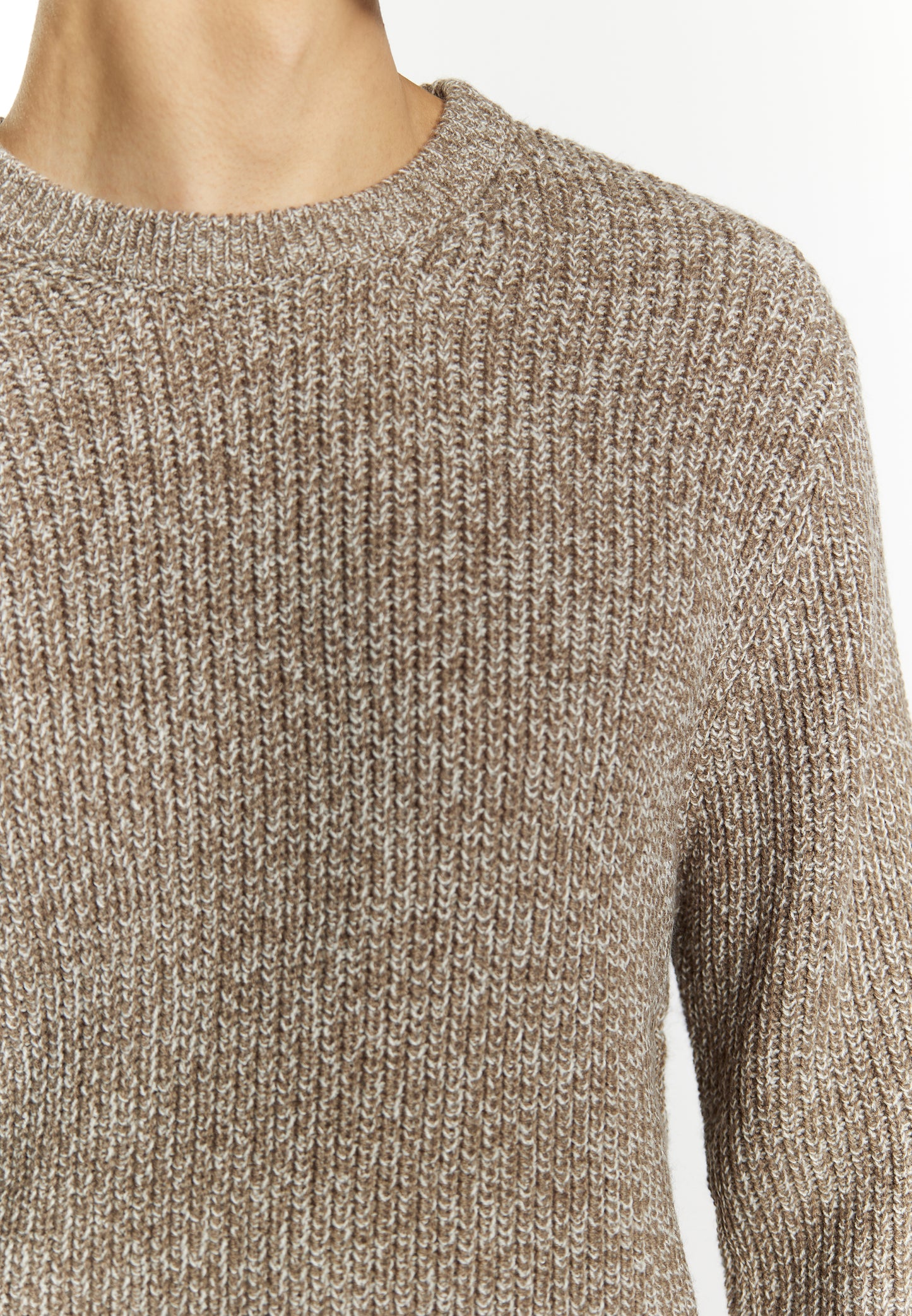 Mo men's sweater