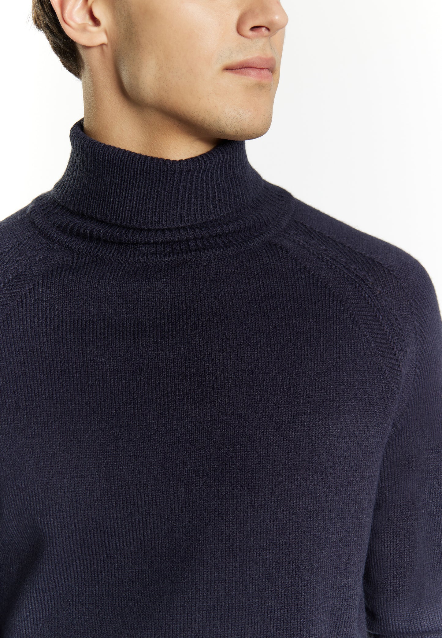 Mo men's turtleneck sweater