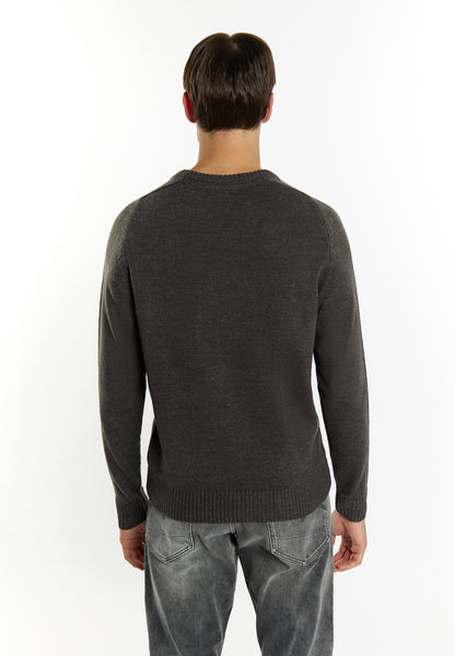 Mo men's sweater