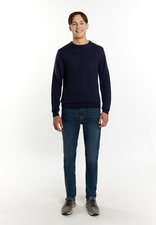 Mo men's sweater
