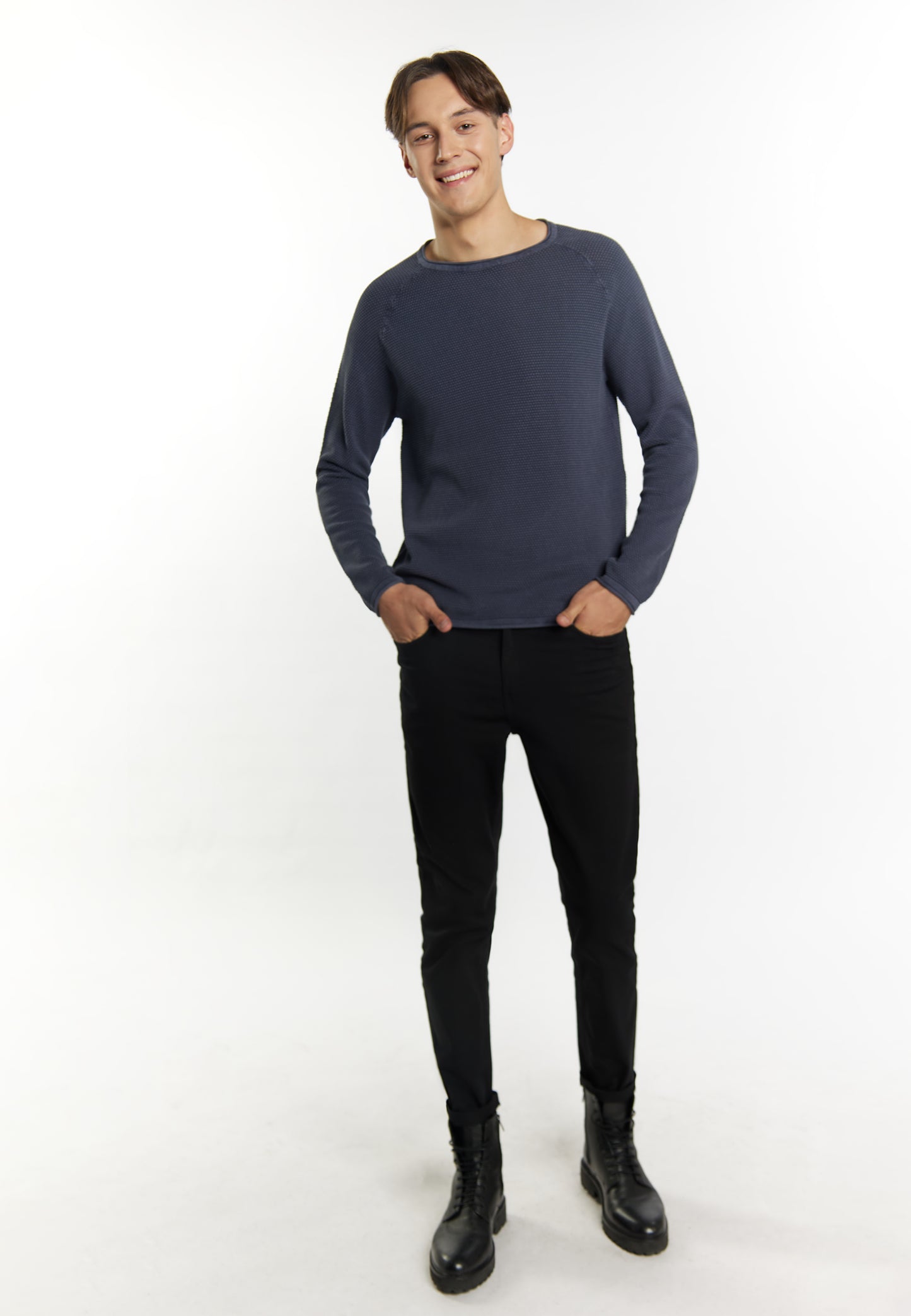 Mo men's knit sweater