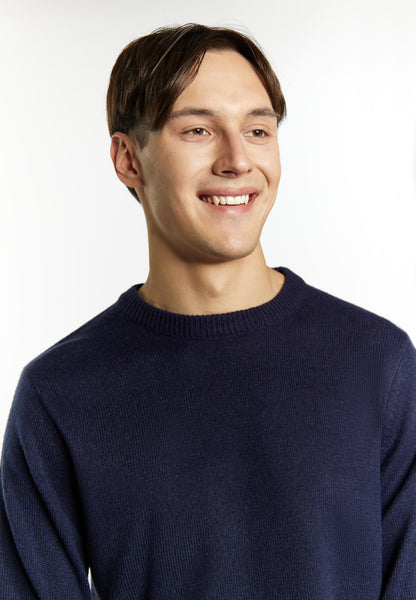 Mo men's sweater