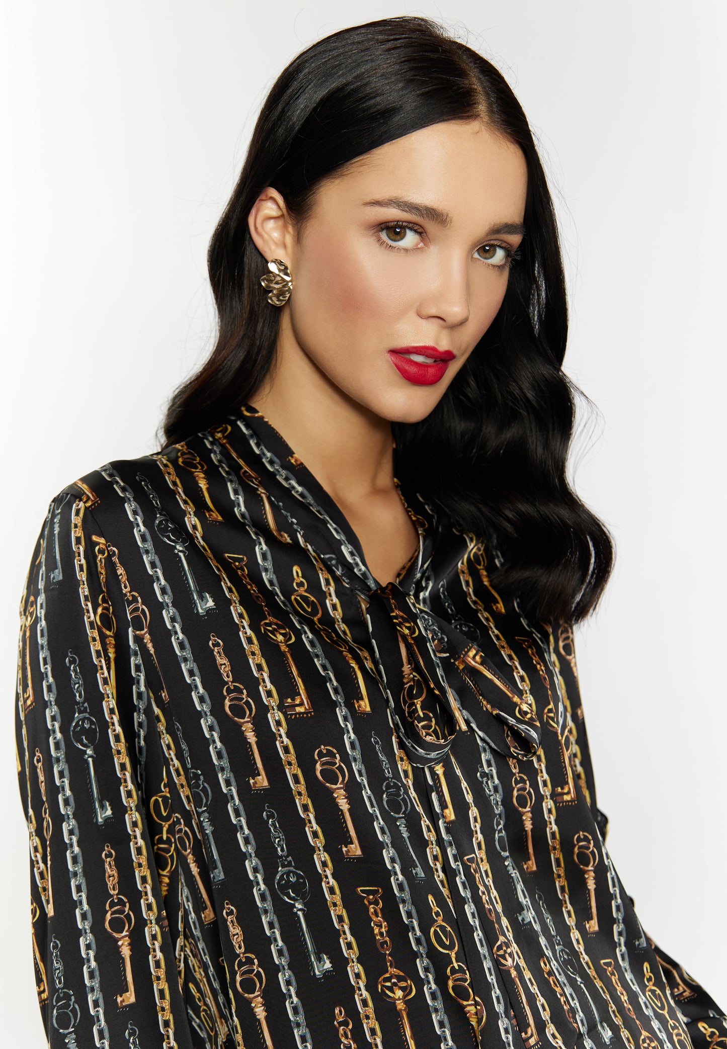 faina women's slip-on blouse