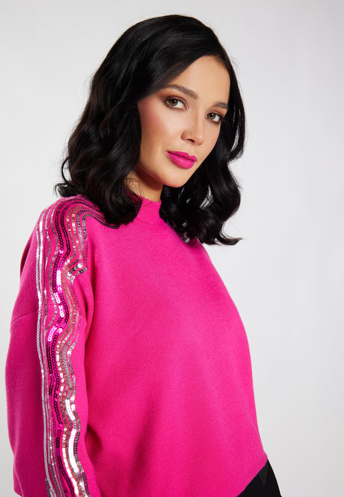 faina women's knitted sweater with sequin