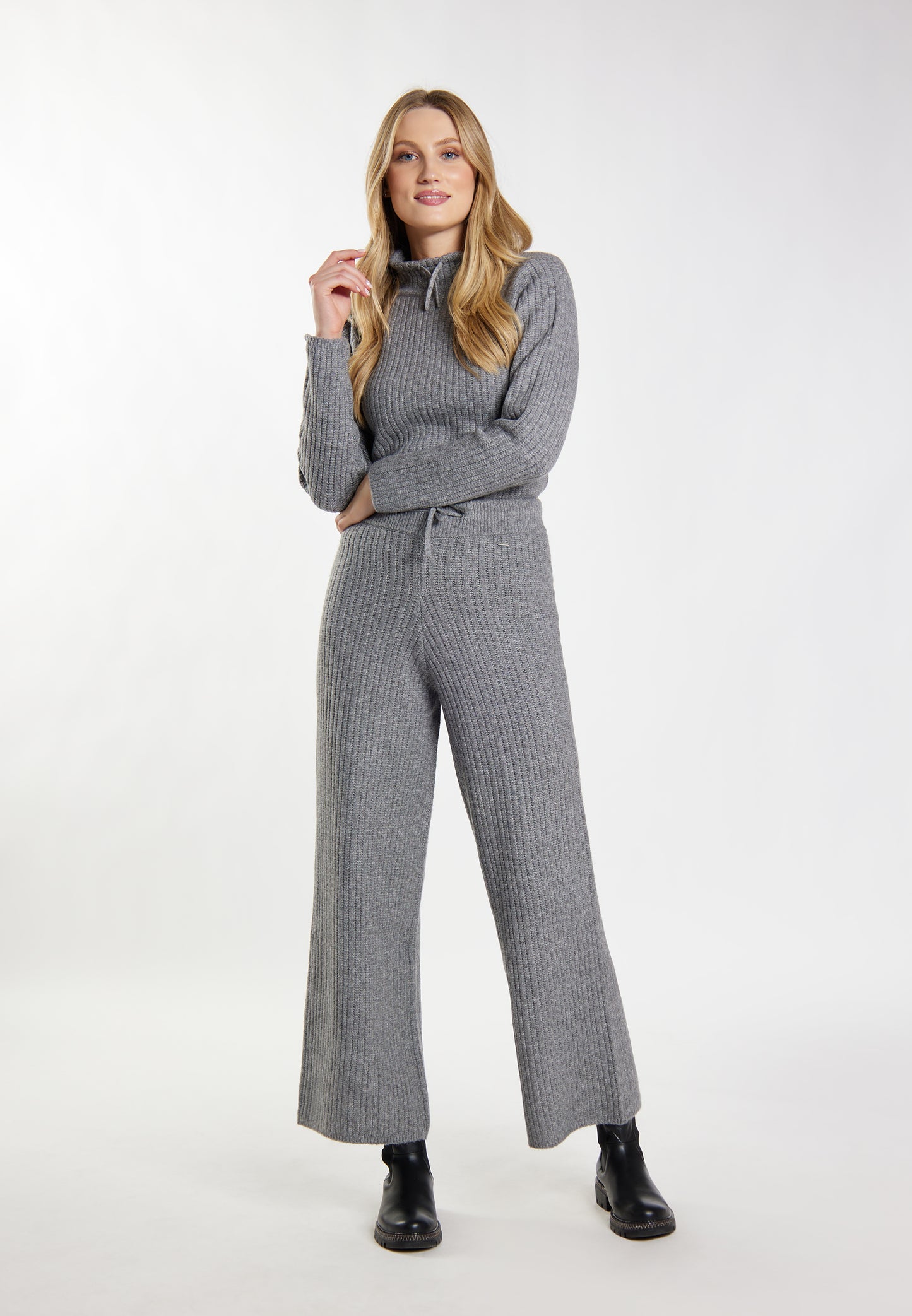 DreiMaster Vintage women's knitted trousers