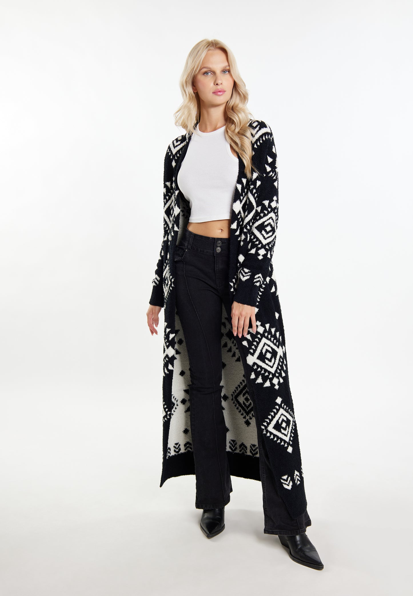 IZIA women's long cardigan