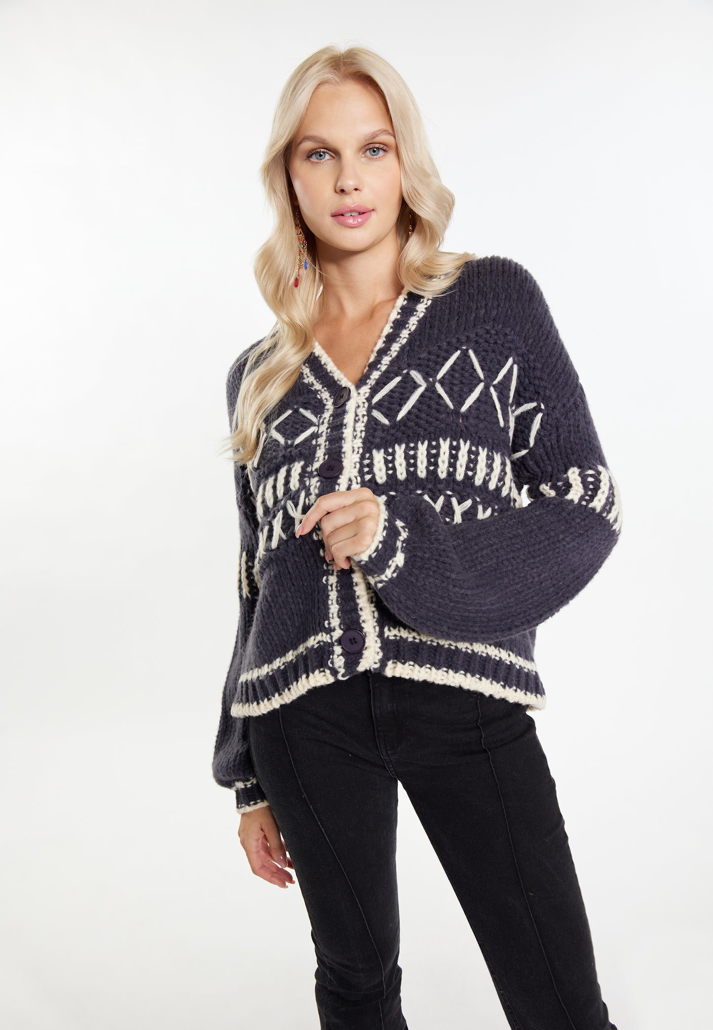 IZIA women's cardigan