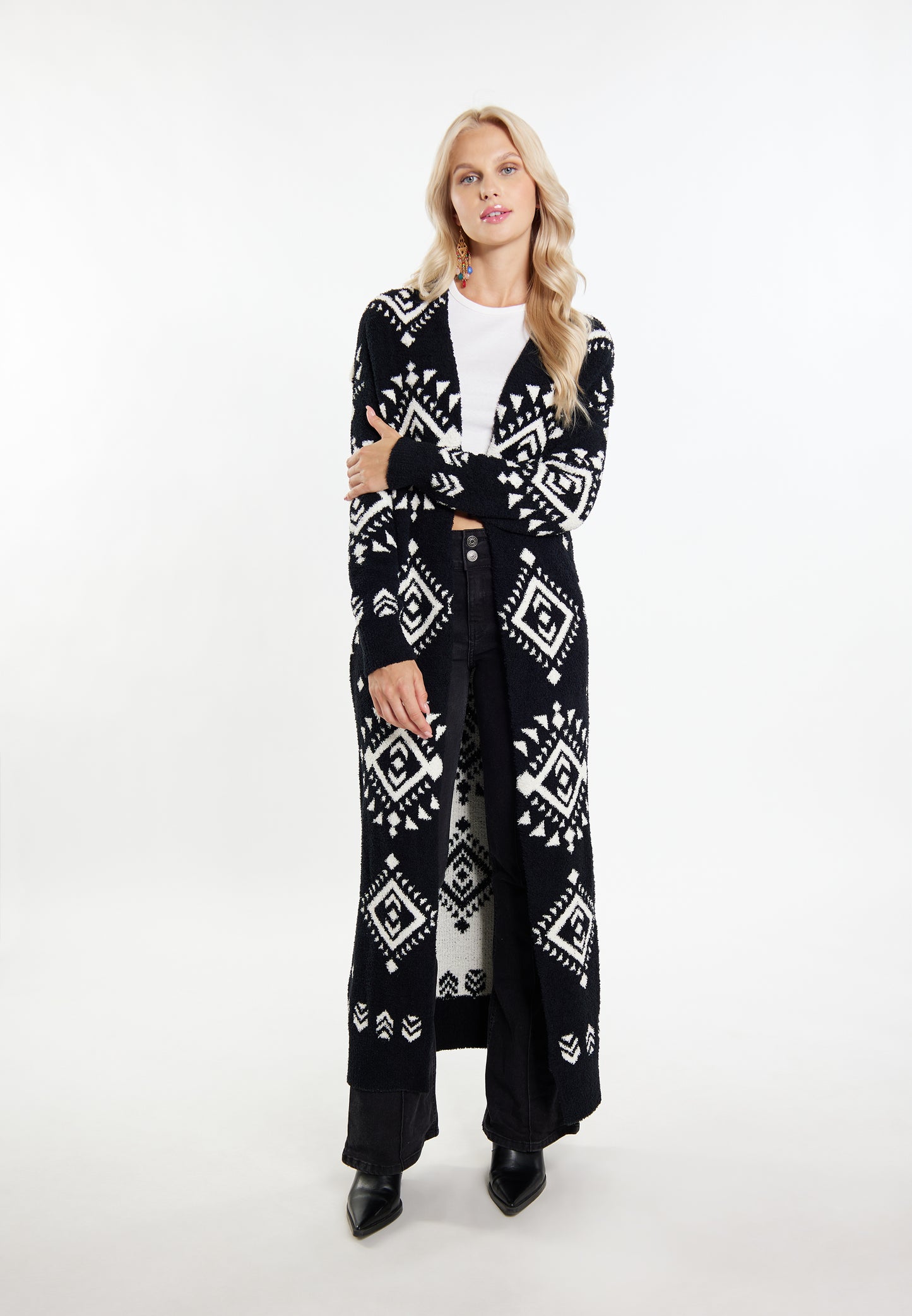IZIA women's long cardigan