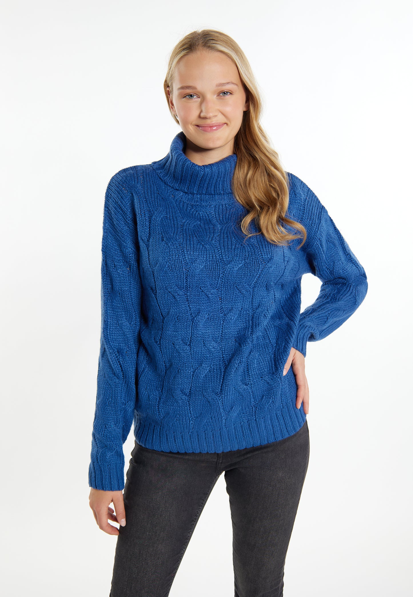 myMo women's knitted sweater