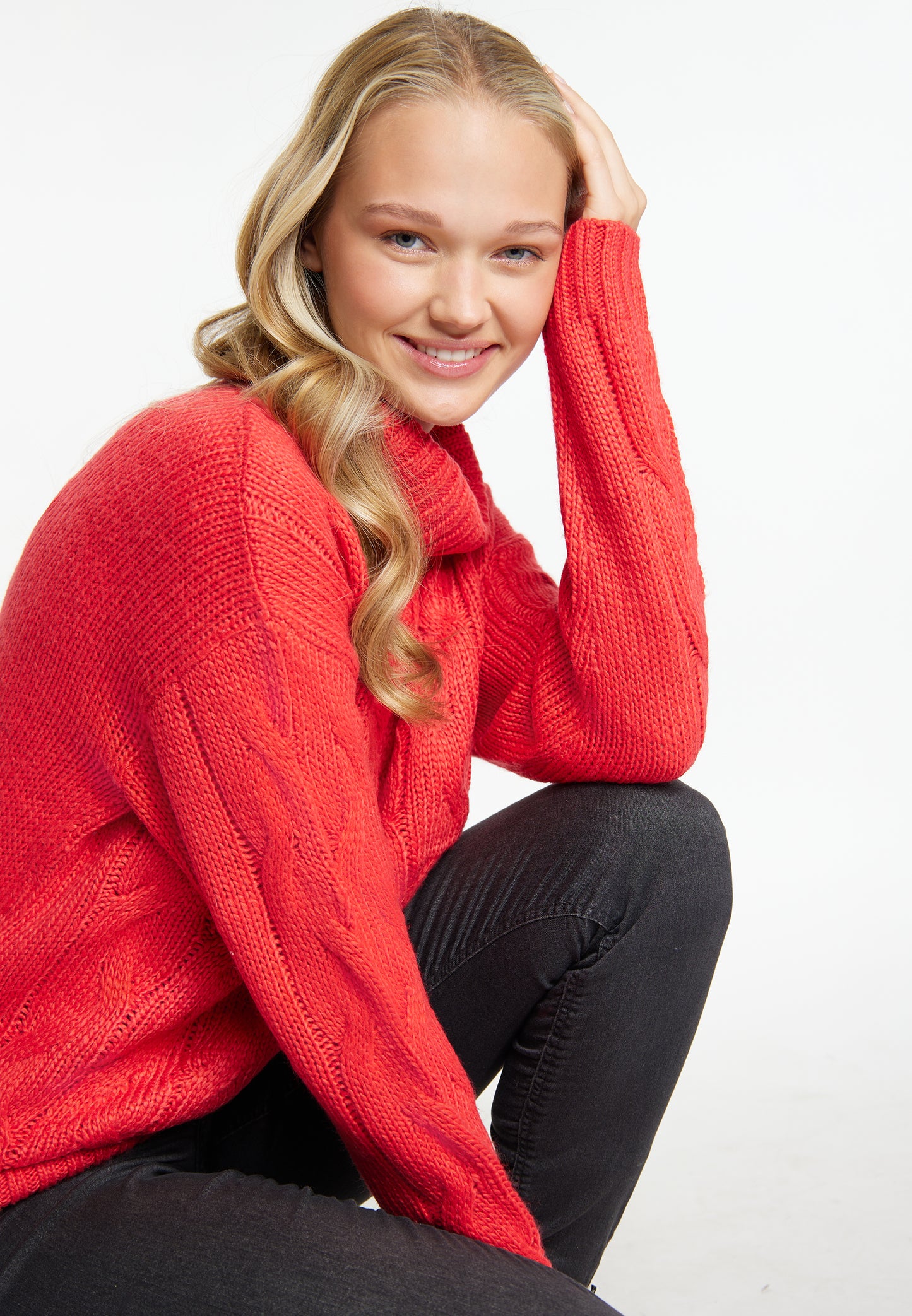 myMo women's knitted sweater