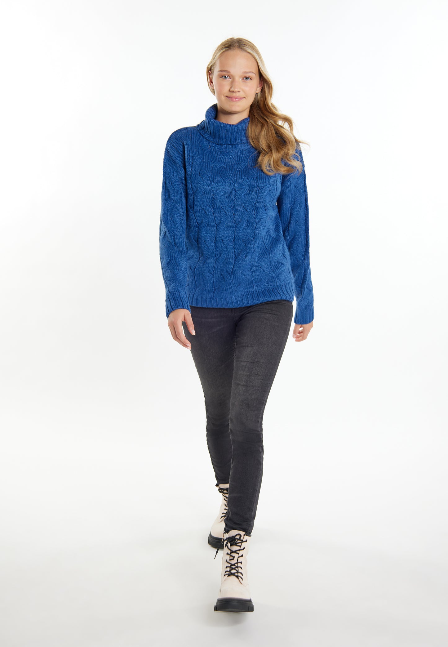 myMo women's knitted sweater
