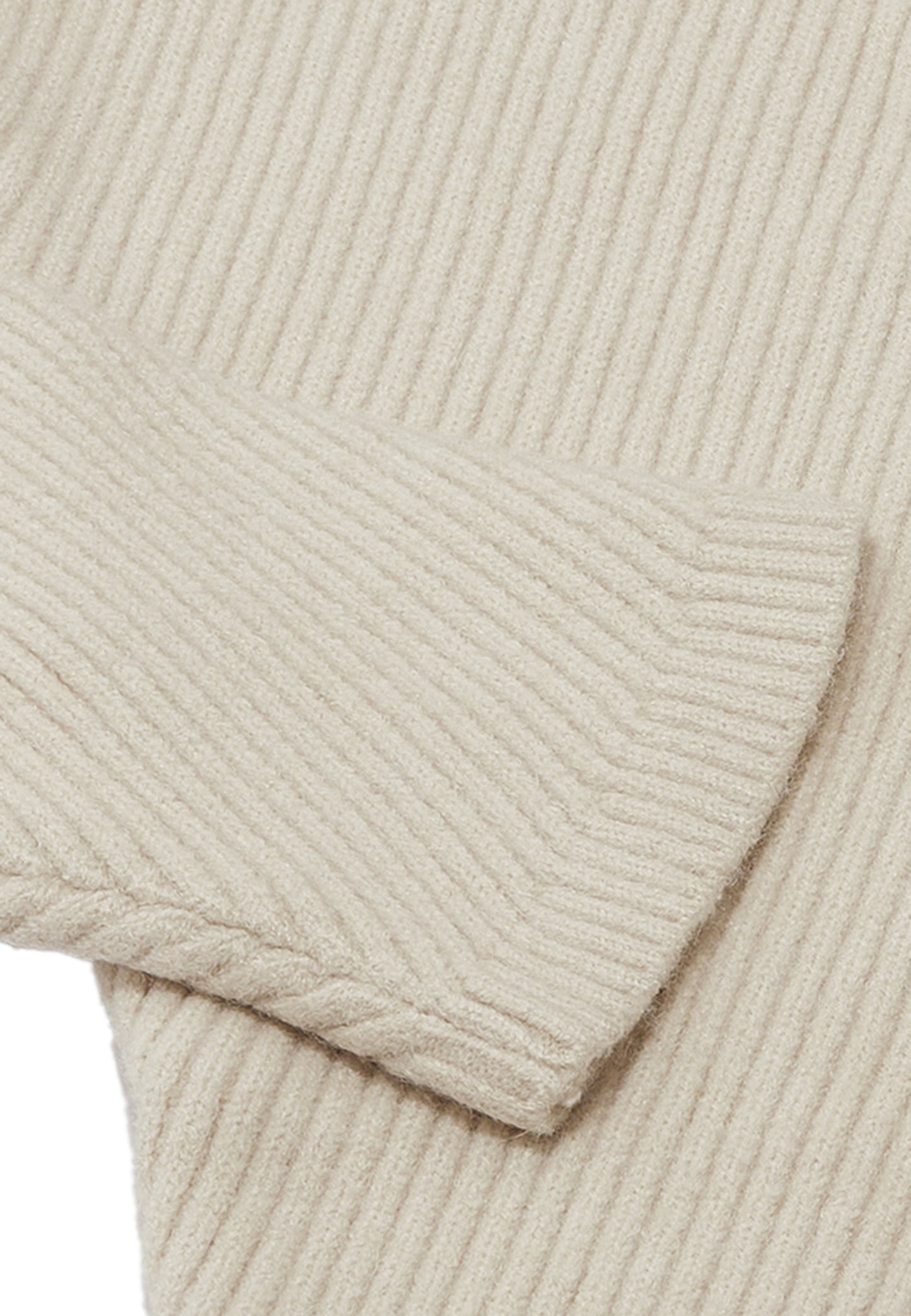 RISA women's cardigan