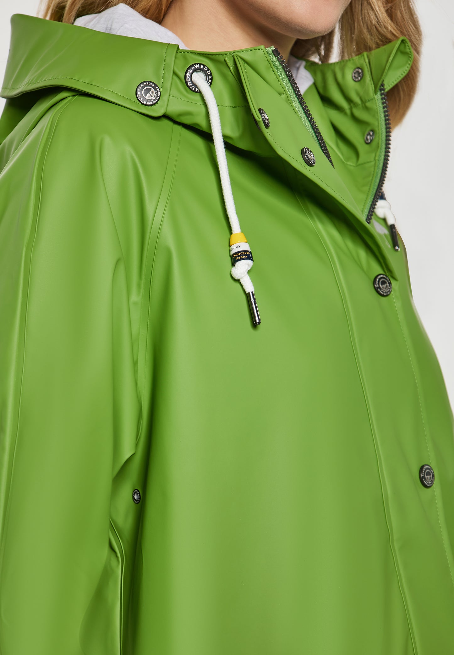 Schmuddelwedda women's rain coat