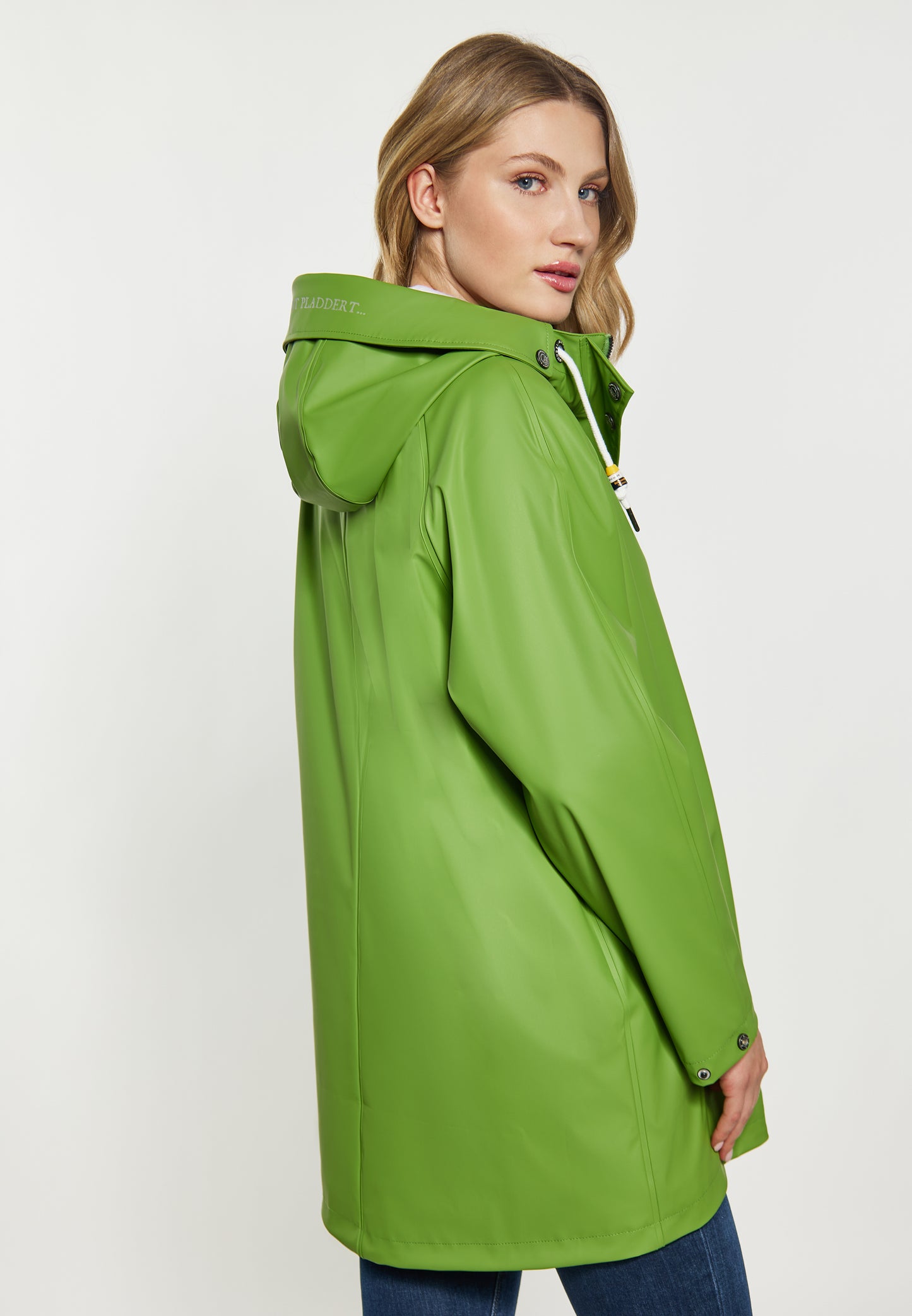 Schmuddelwedda women's rain coat