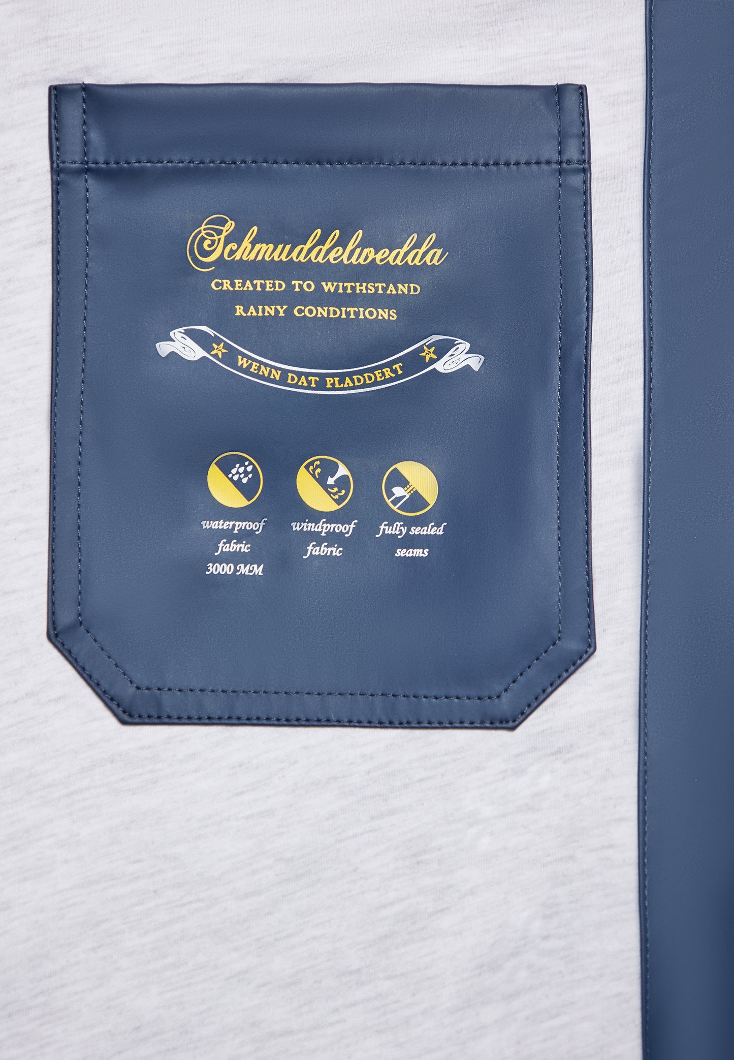 Schmuddelwedda women's rain coat