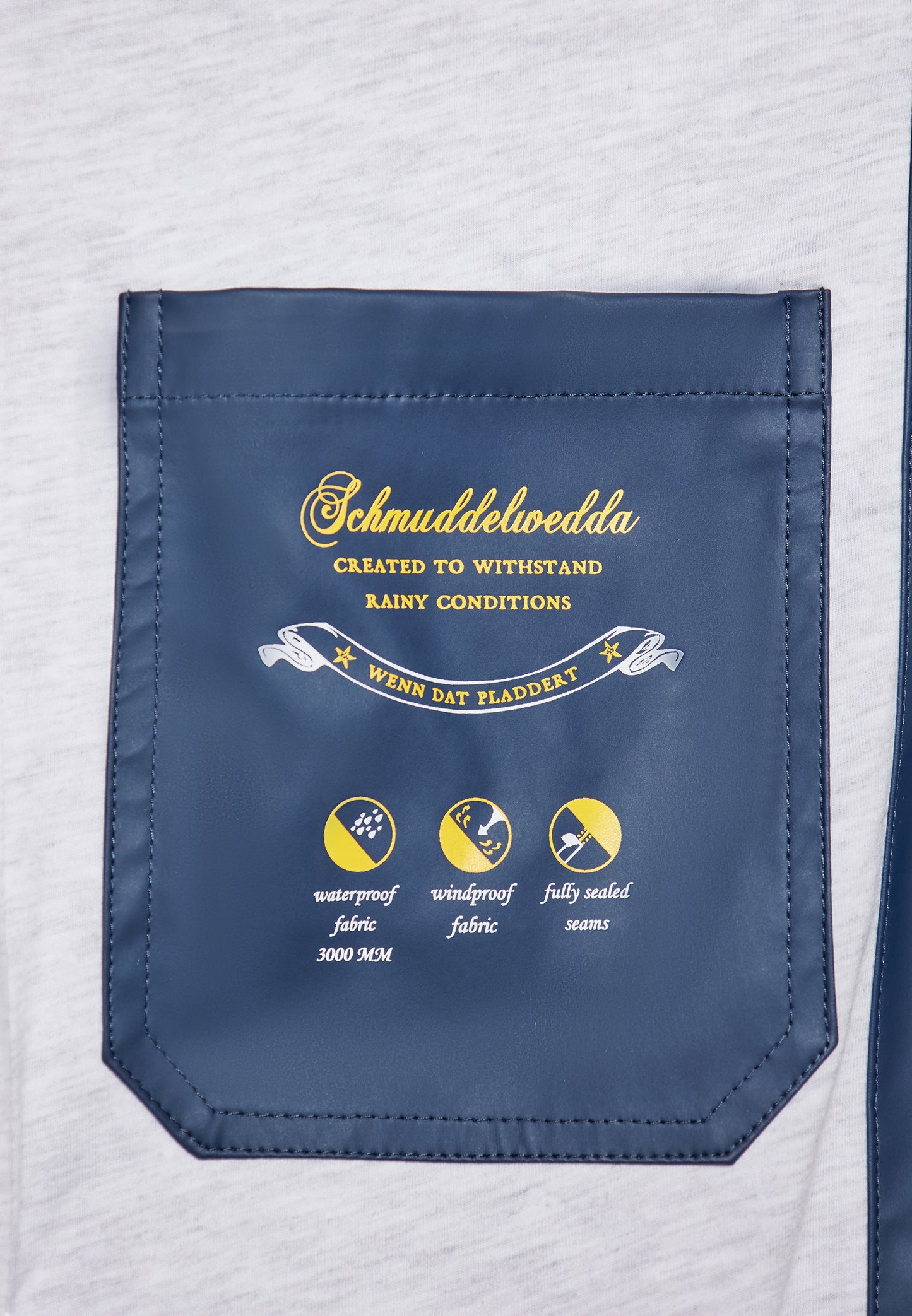 Schmuddelwedda women's rain coat