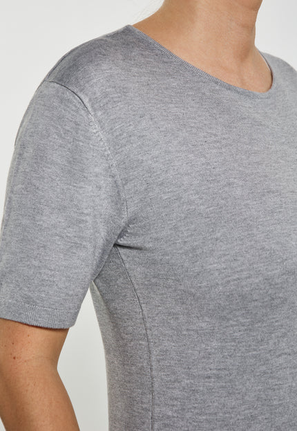 RISA Women's T Shirt