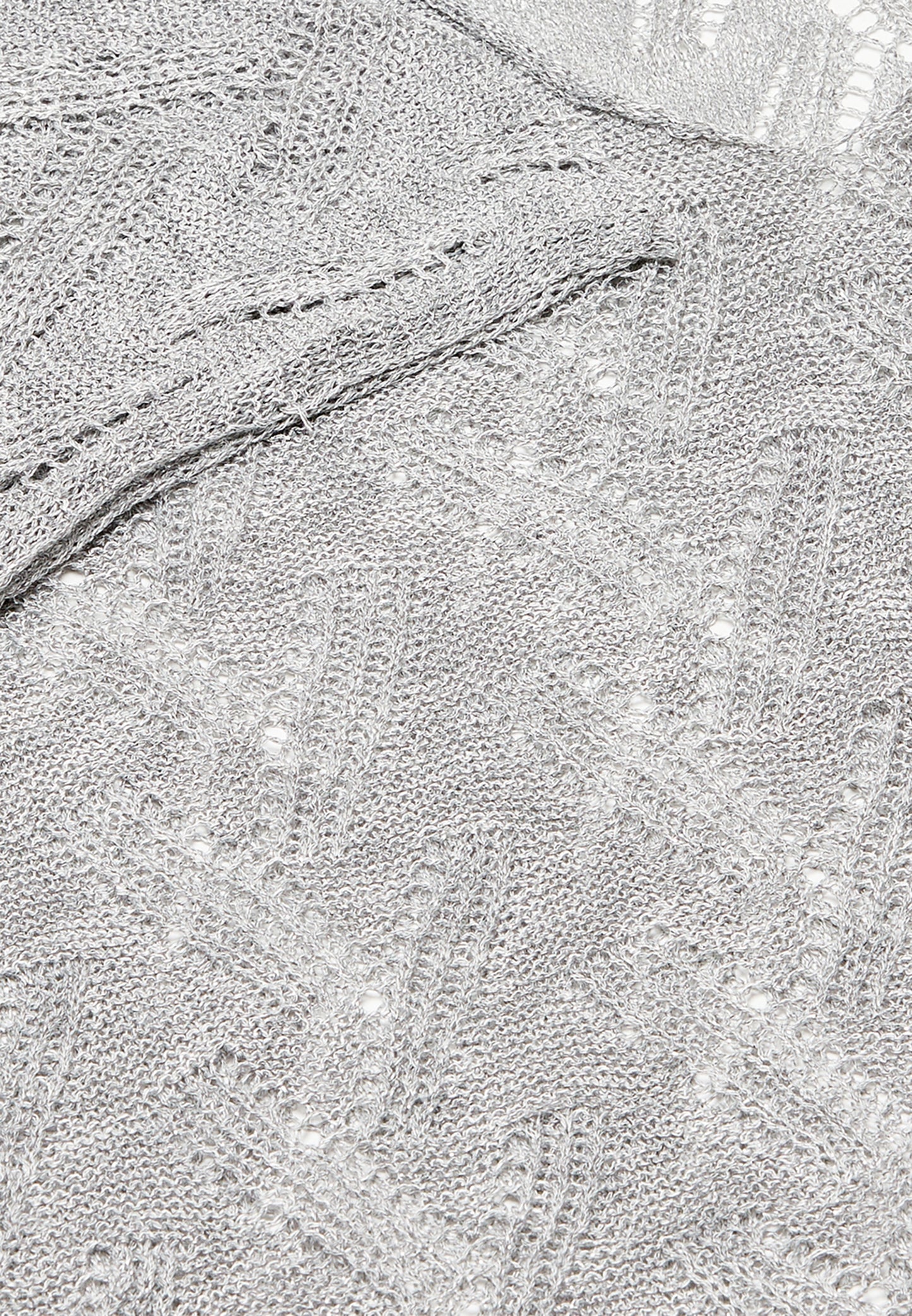 Isha women's sweater vest
