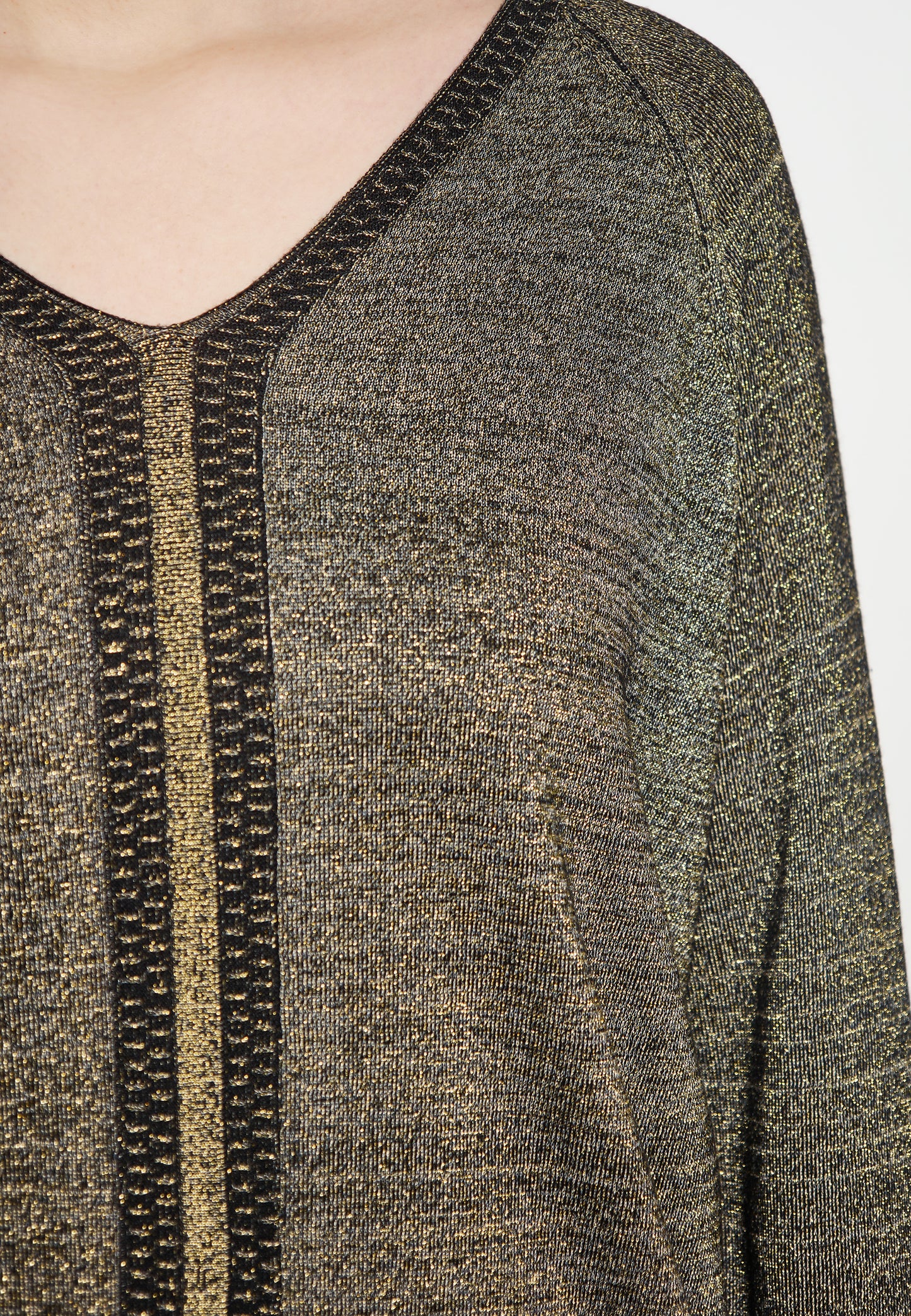 RISA women's sweater