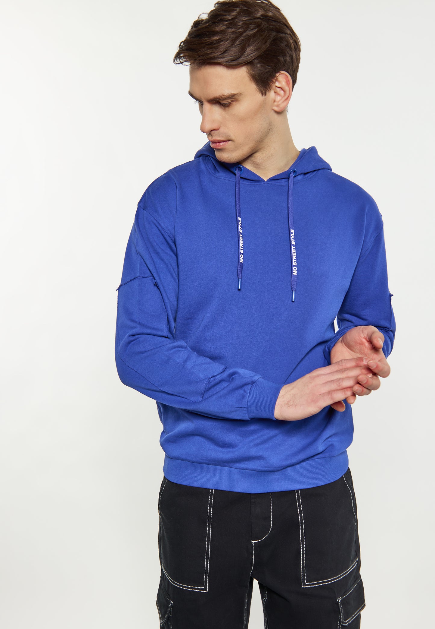 Mo men's sweatshirt