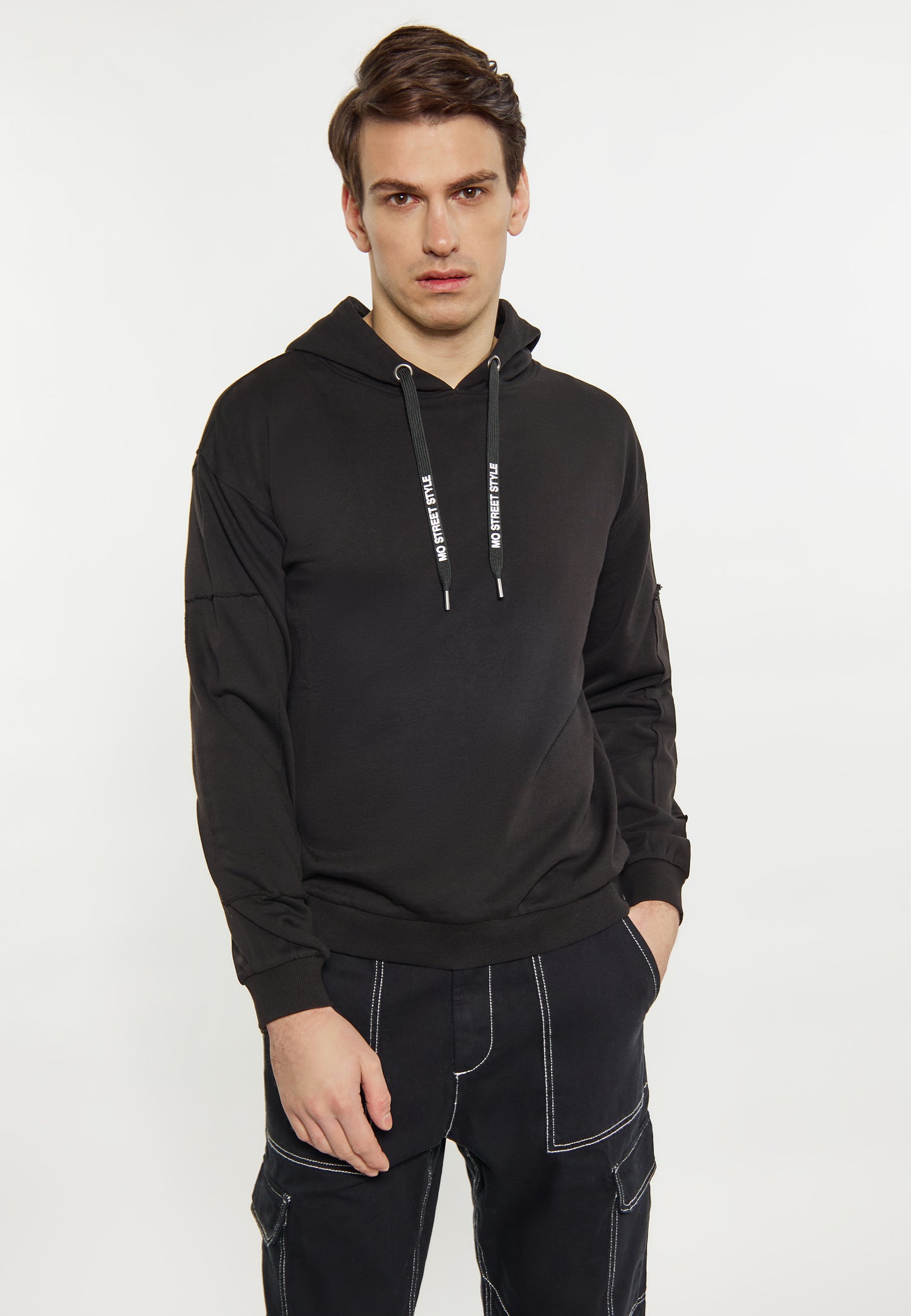 Mo men's sweatshirt