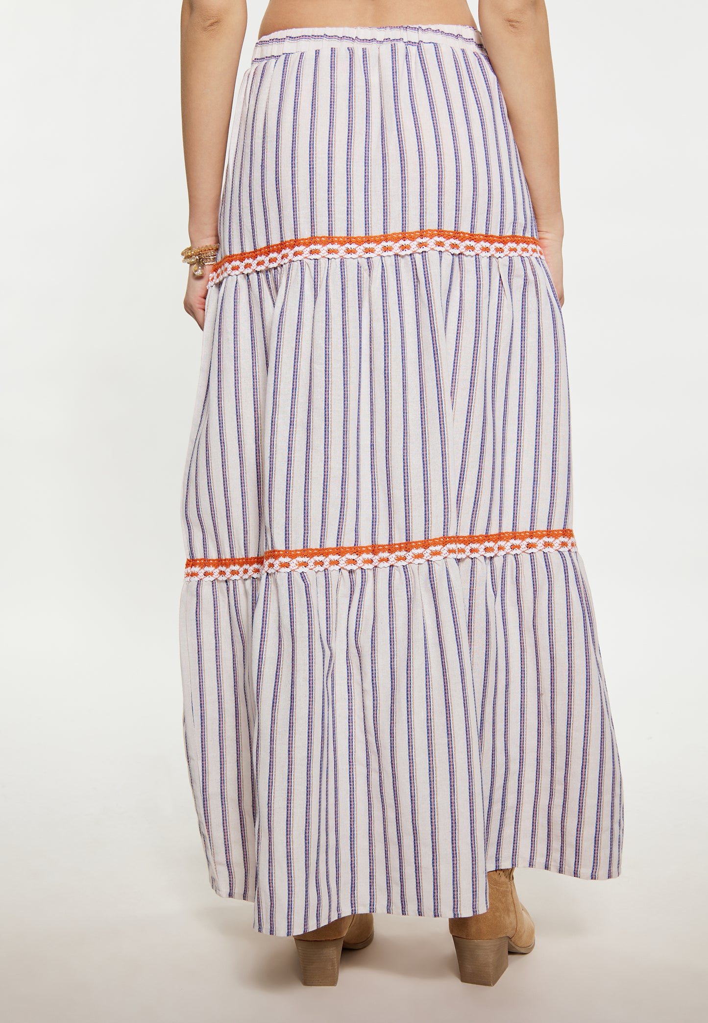 IZIA women's skirt