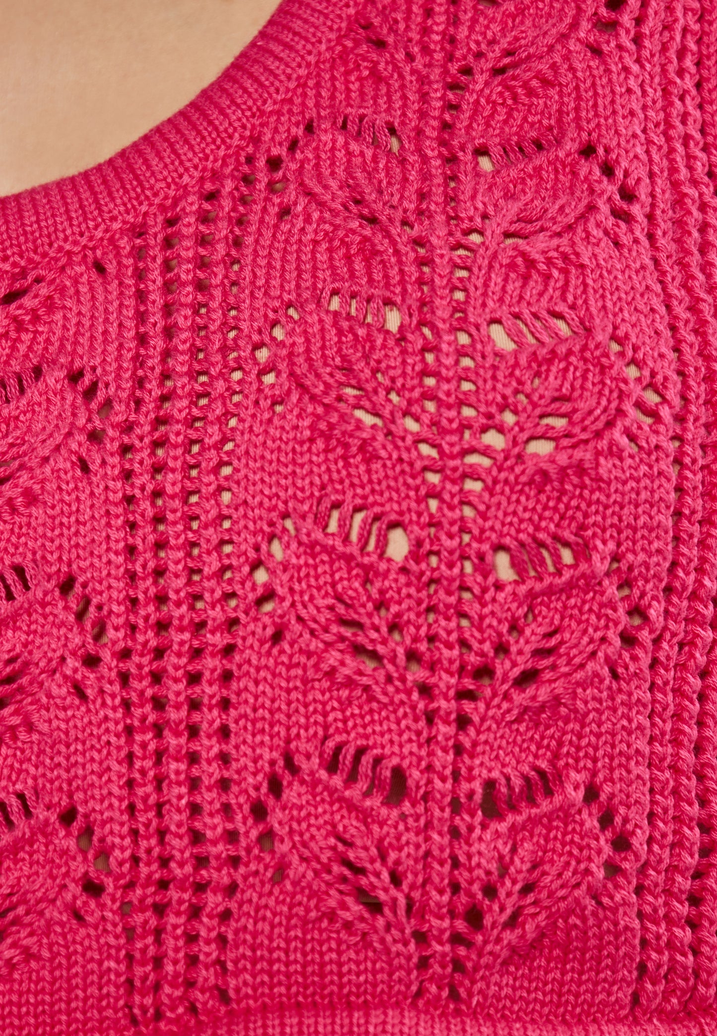 SWIRLY damski top krótki