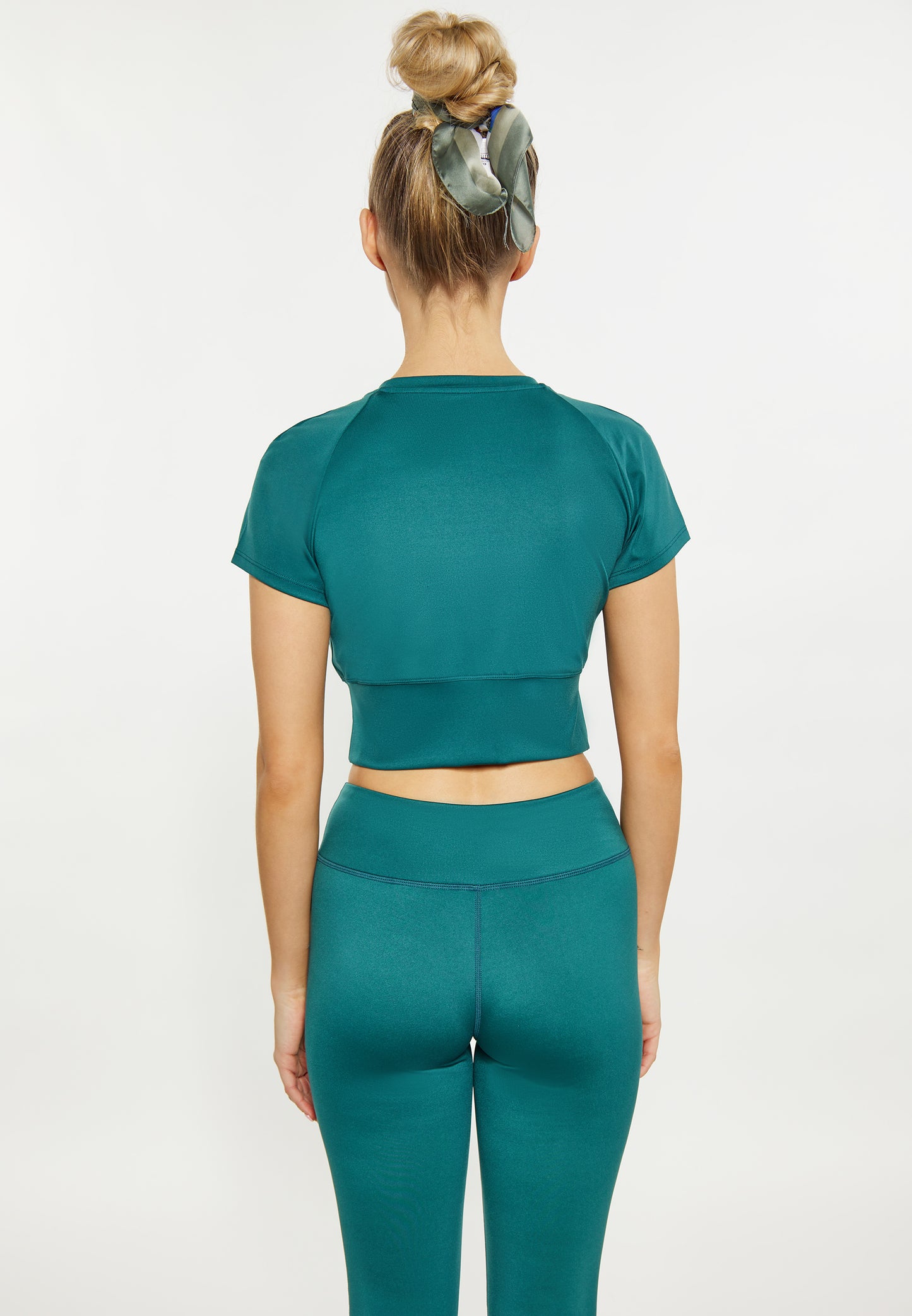 IZIA women's crop top