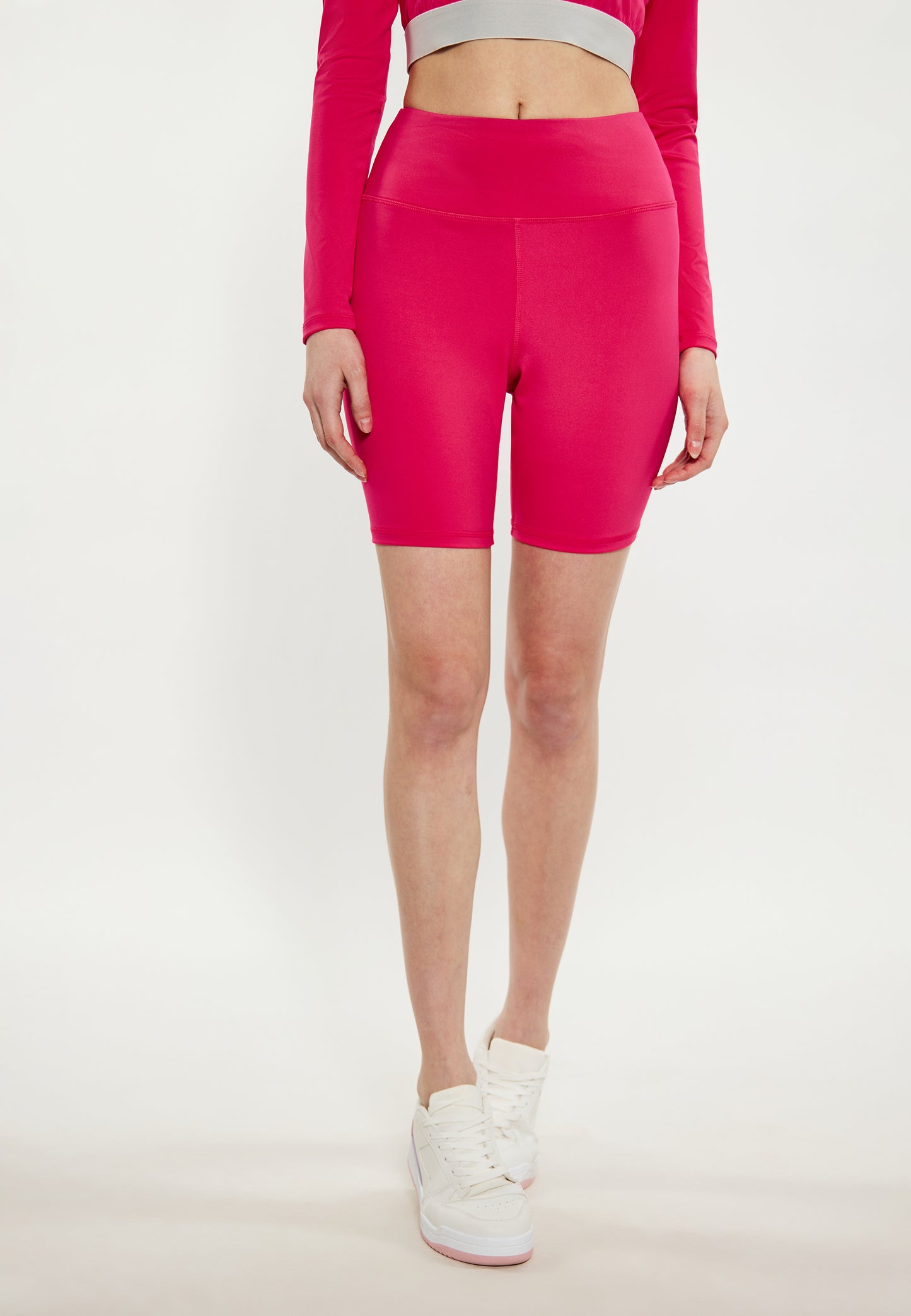 myMo ATHLSR women's shorts