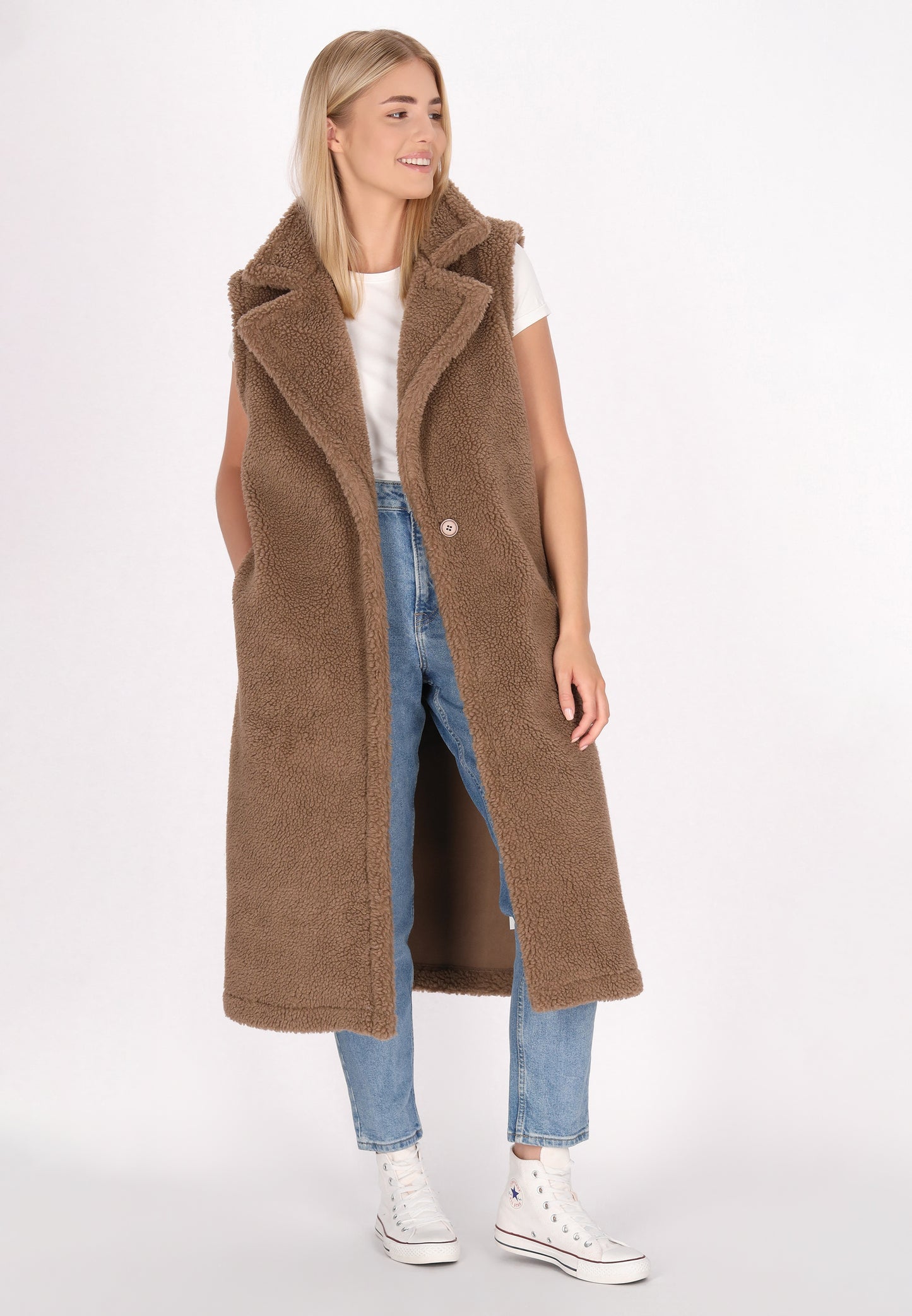 Schmuddelwedda women's vest jacket