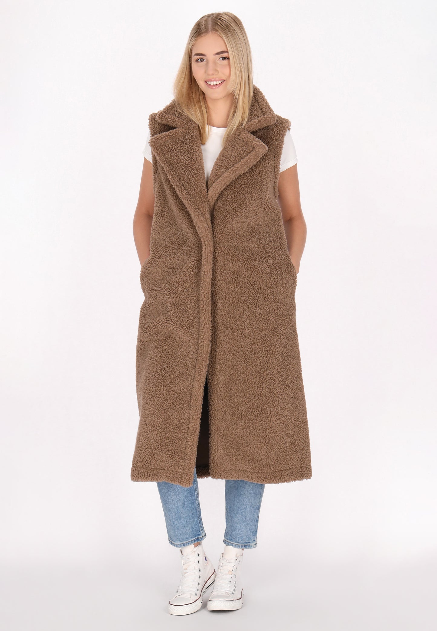 Schmuddelwedda women's vest jacket