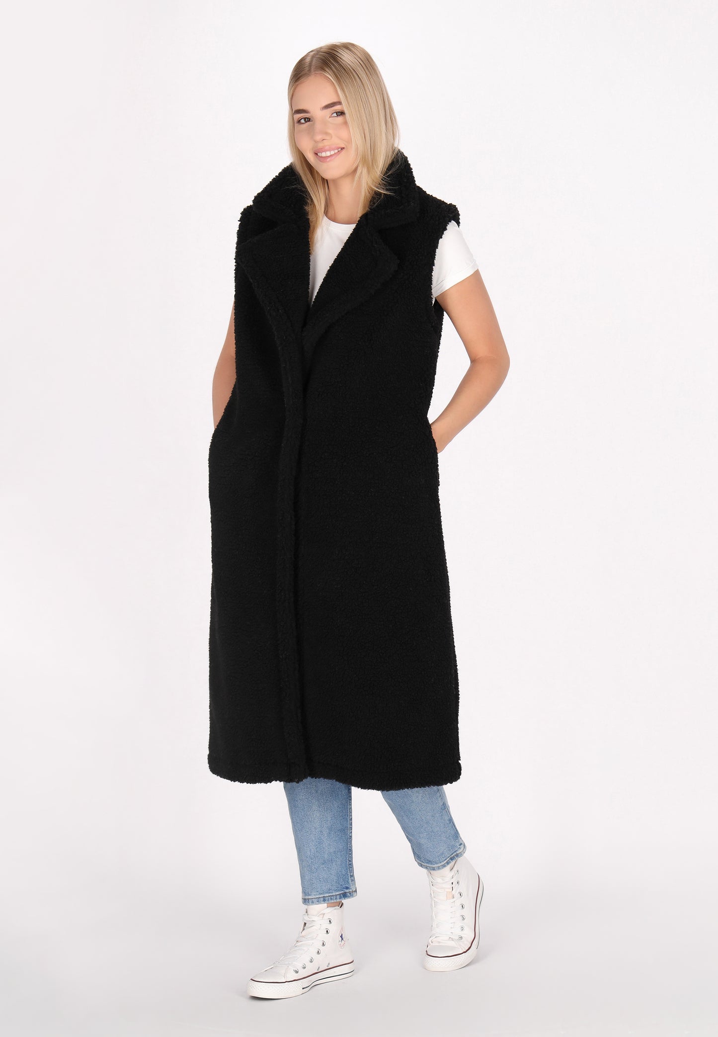 Schmuddelwedda women's vest jacket