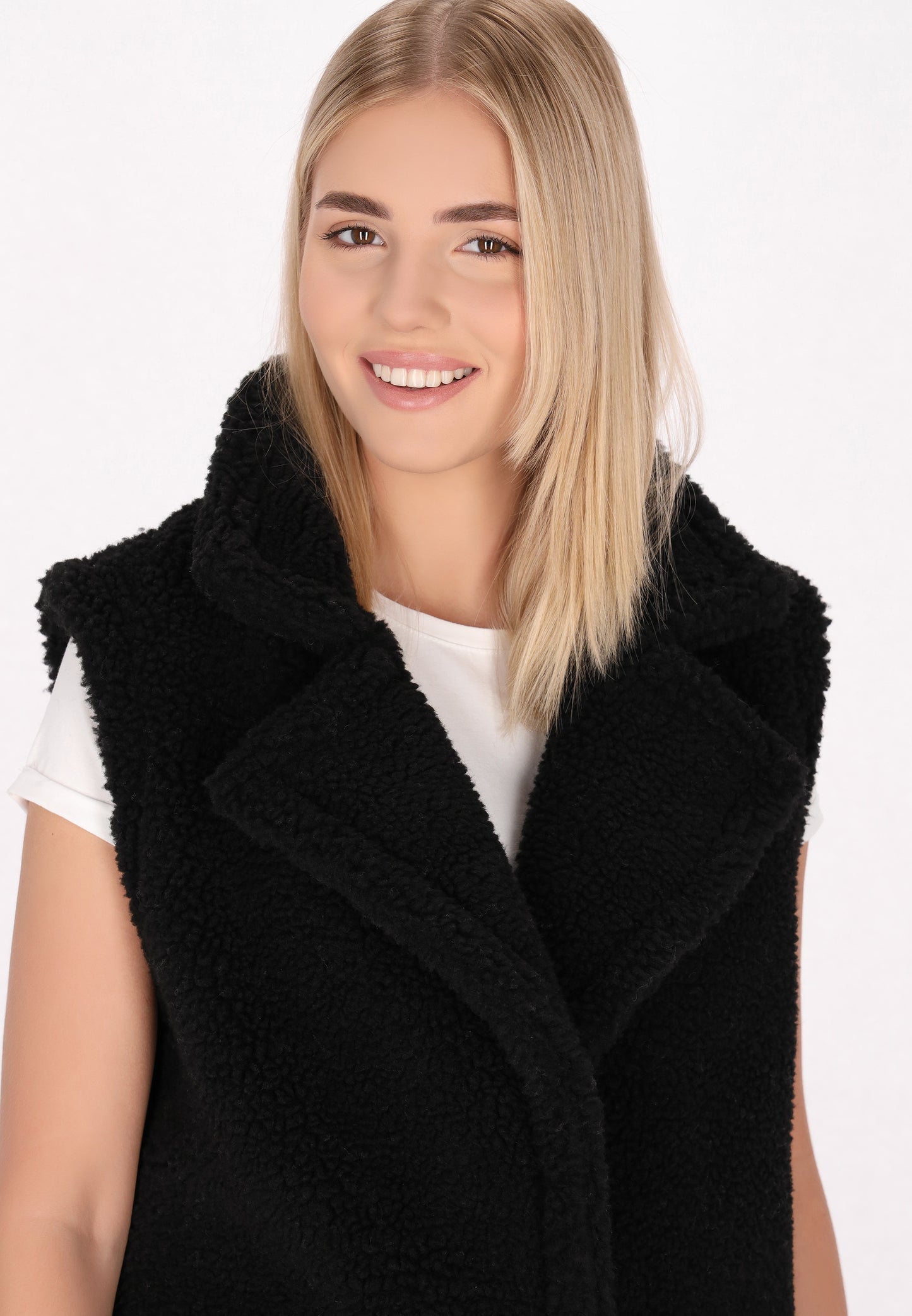 Schmuddelwedda women's vest jacket