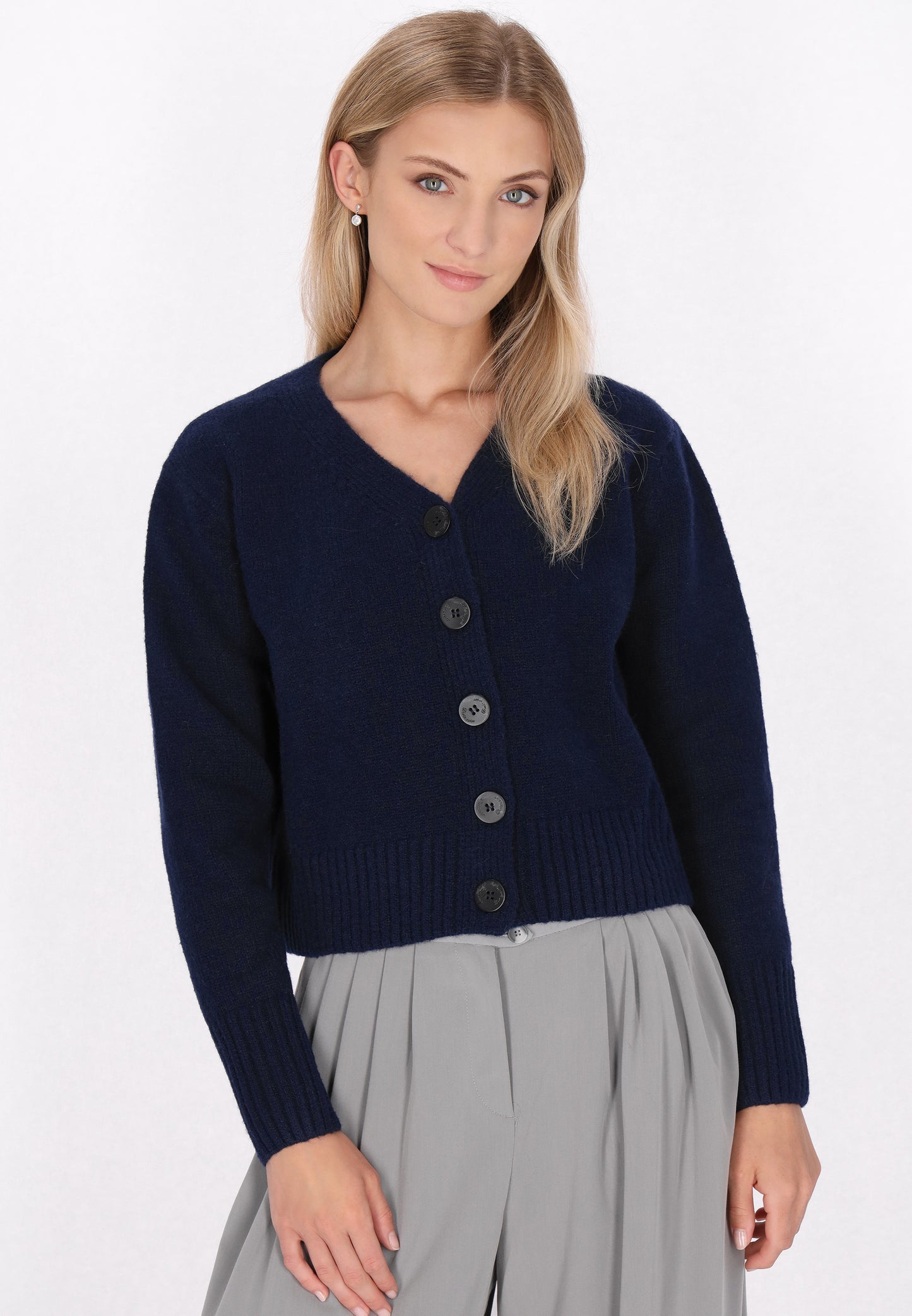 DreiMaster Klassik women's cardigan