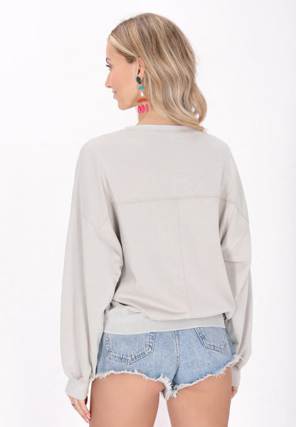 IZIA women's sweatshirt