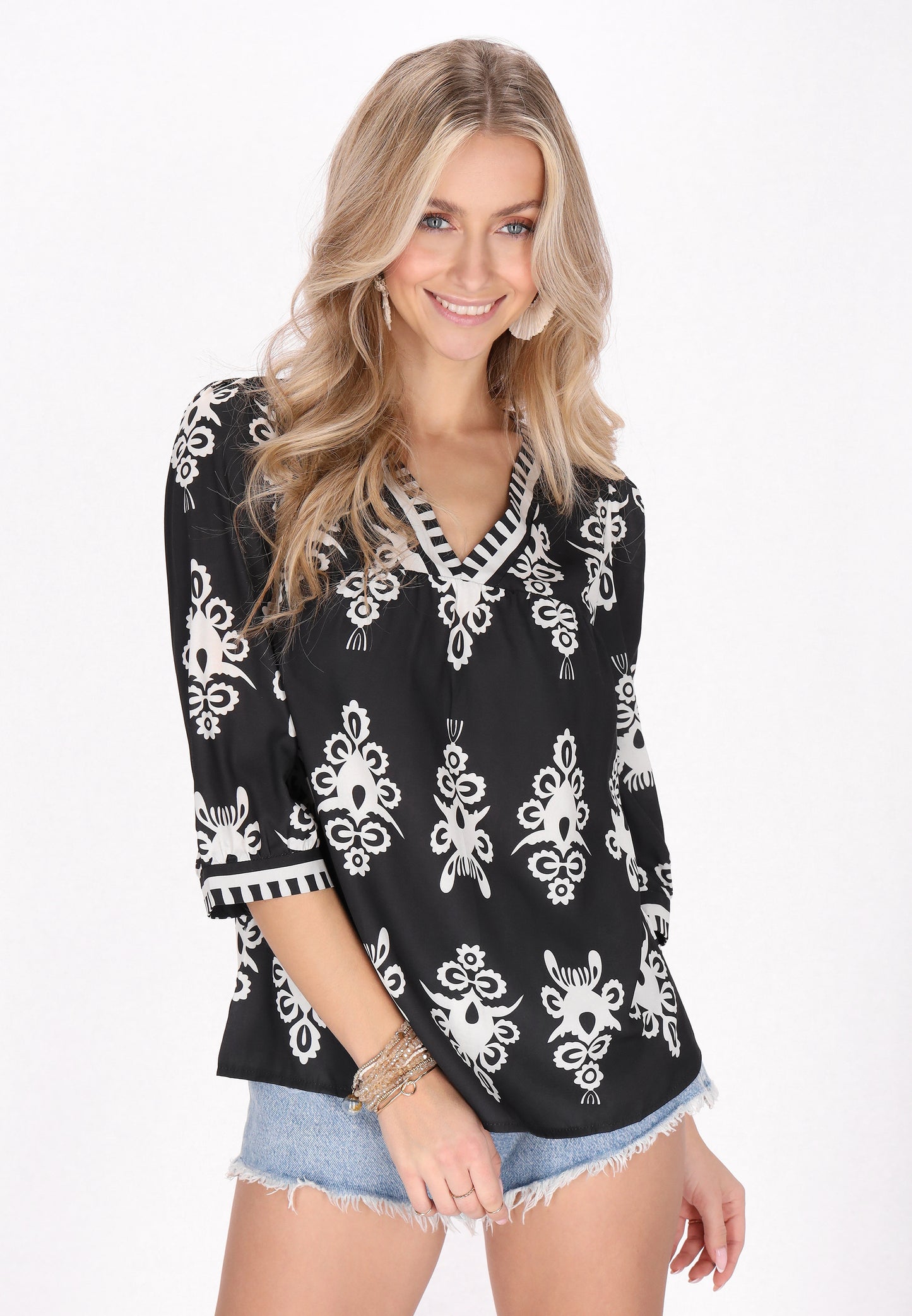 IZIA women's blouse