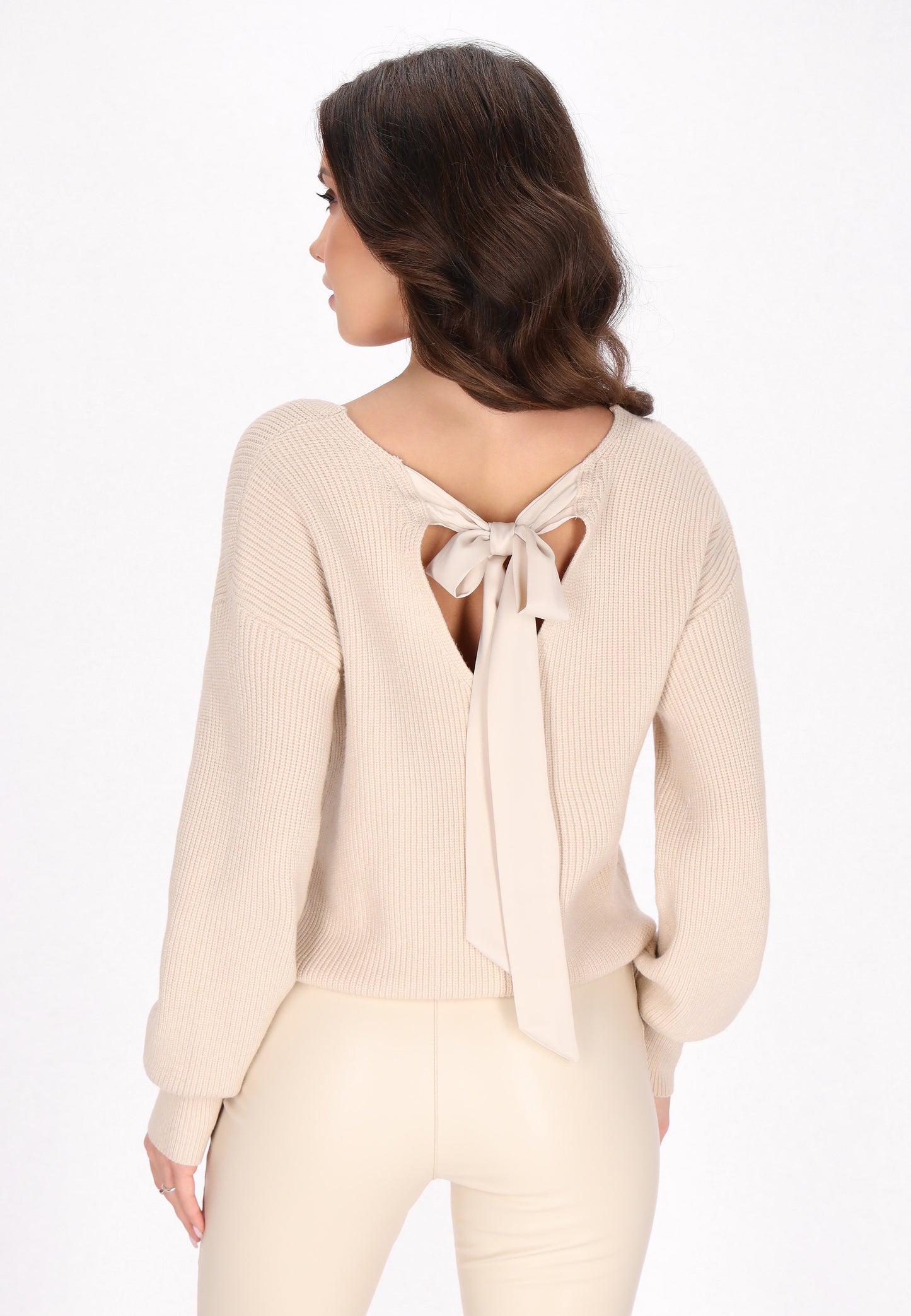 faina women's sweater