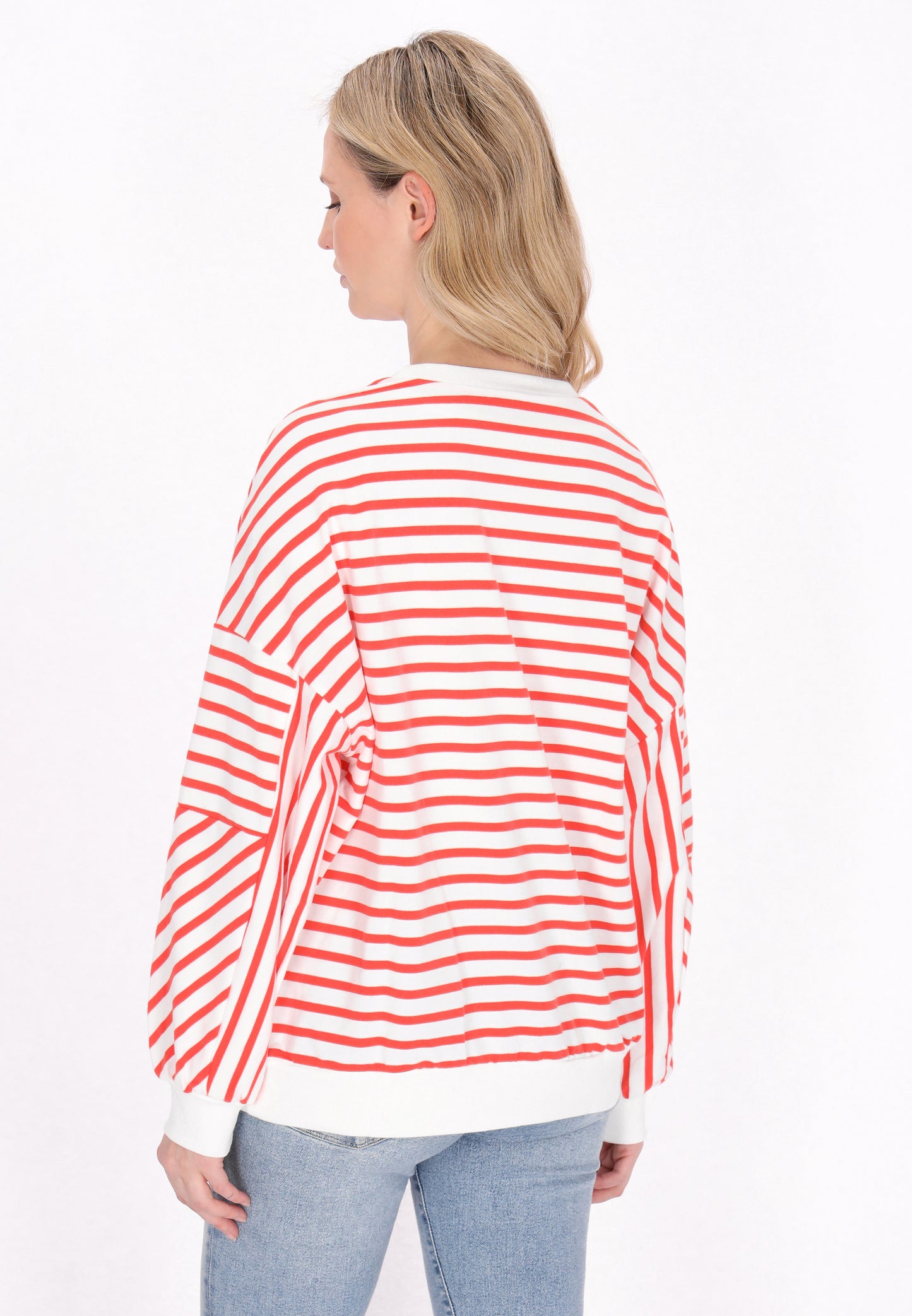 usha BLUE LABEL women's sweatshirt