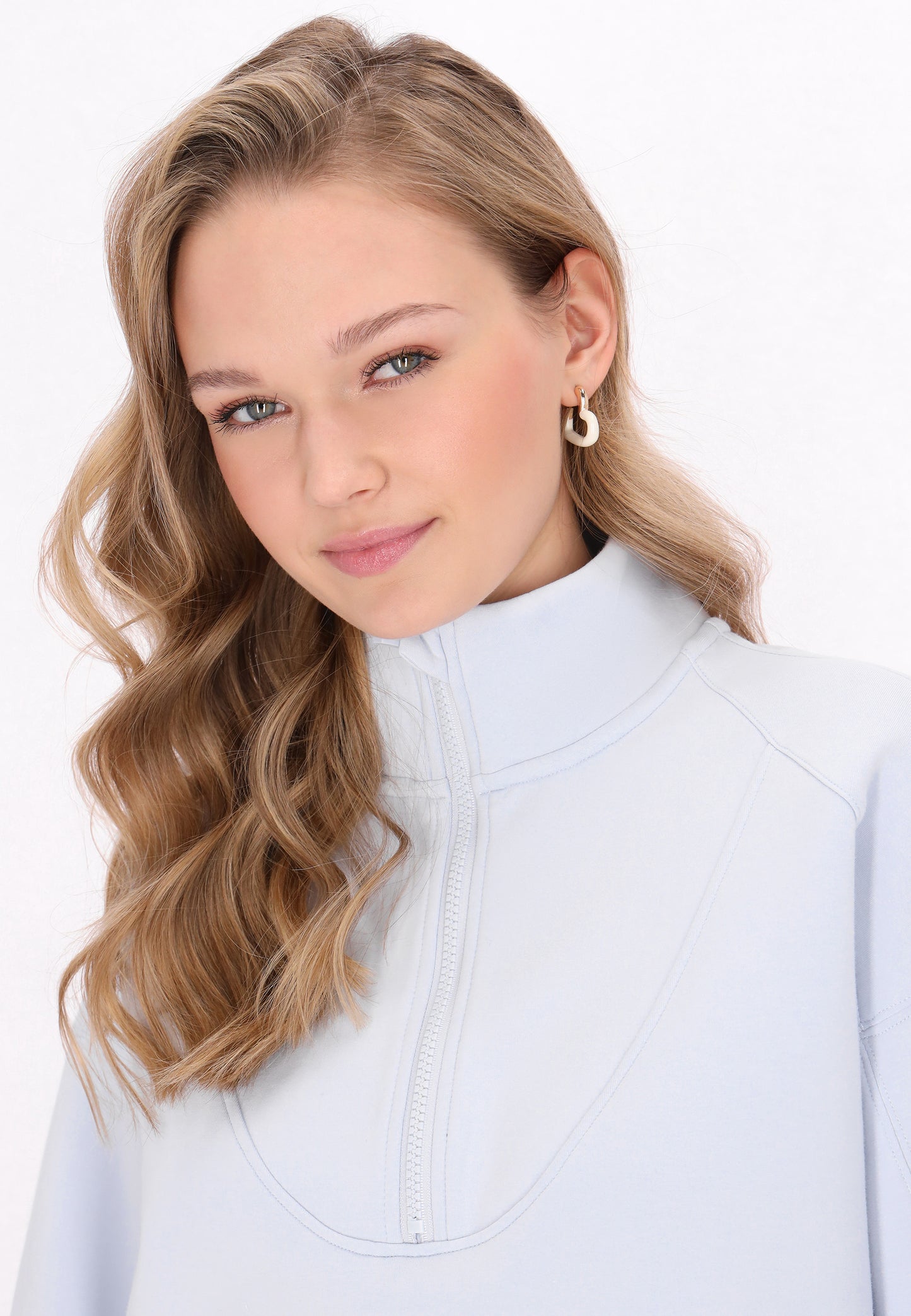 myMo ATHLSR women's sweatshirt