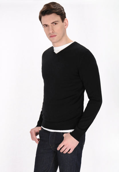Mo men's sweater