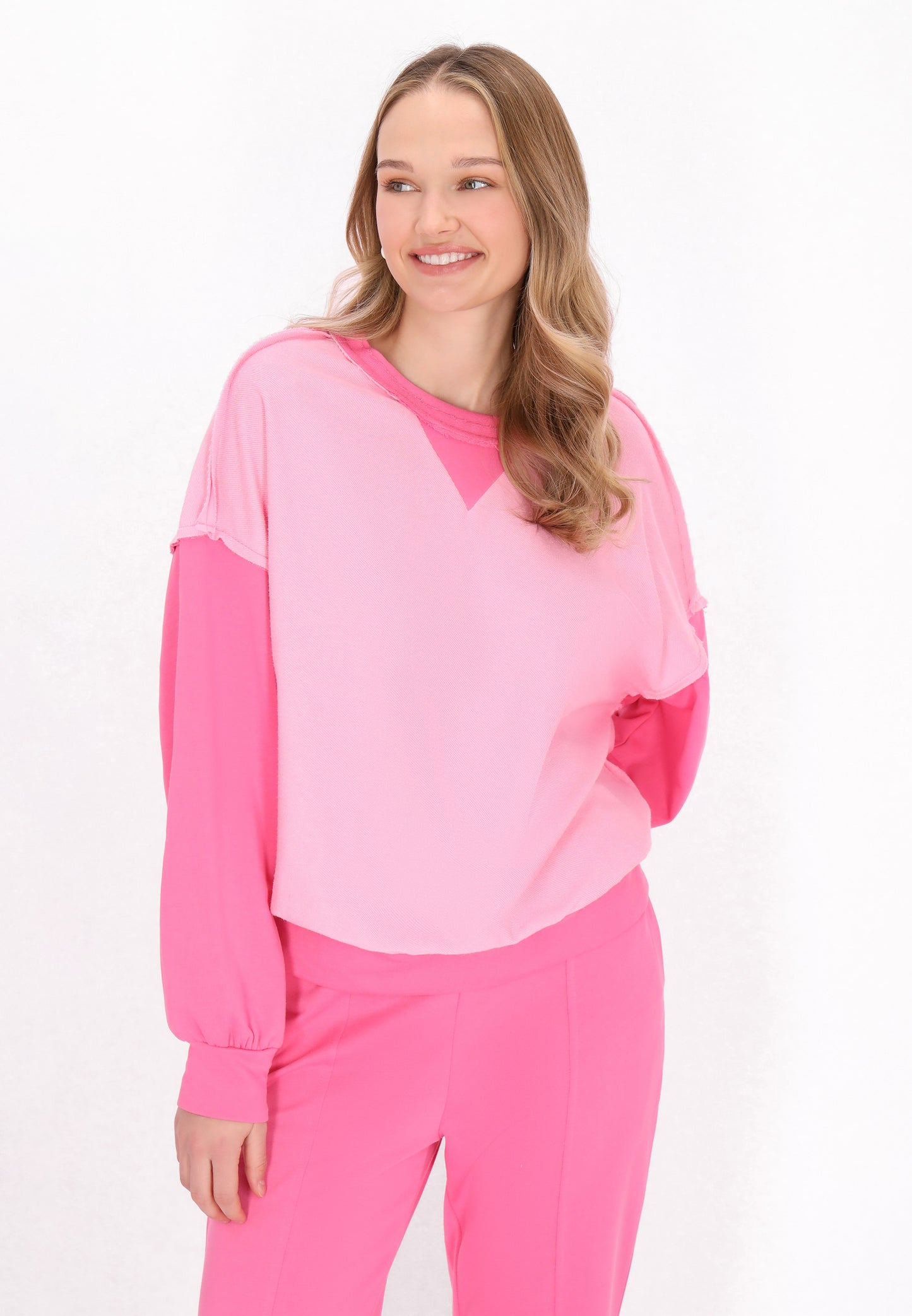 myMo women's sweatshirt