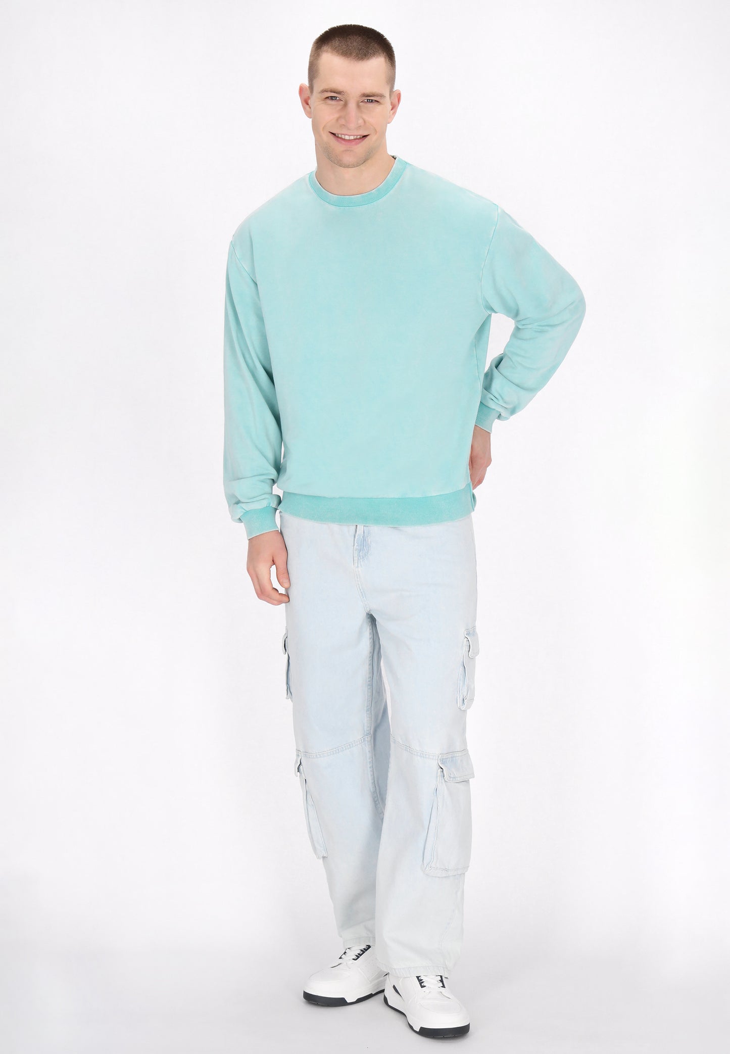 Mo men's sweatshirt